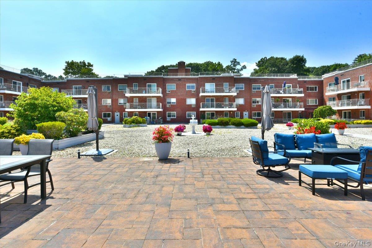 320 E Shore Road # 2-A, Great Neck, NY 11023