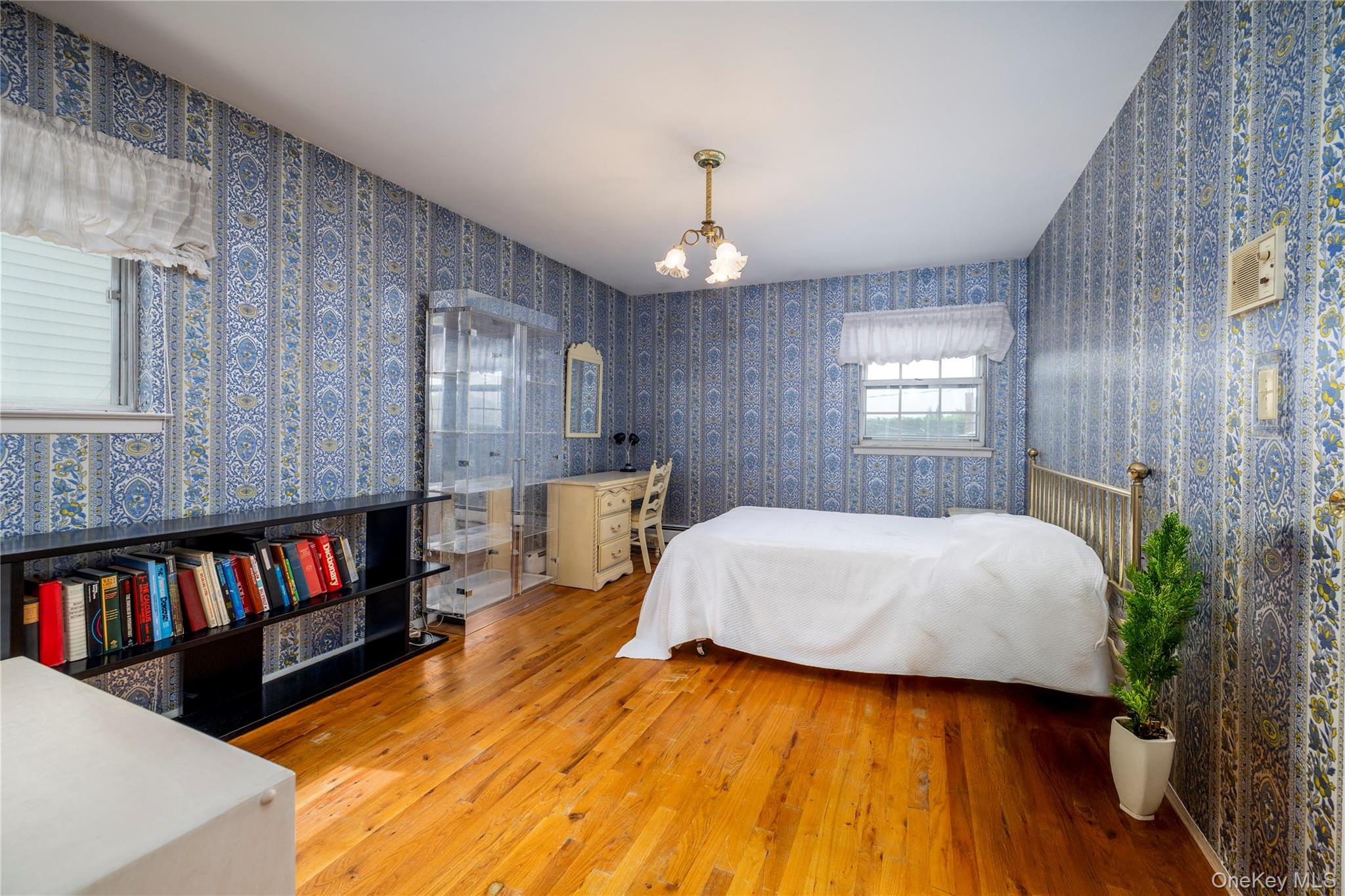 3843 Sally Lane, Oceanside, NY 11572