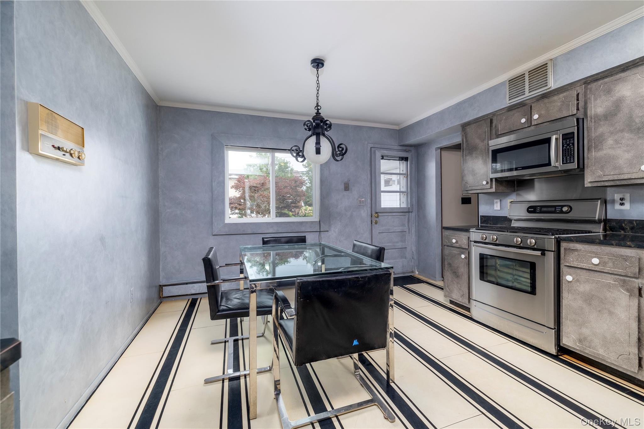 3843 Sally Lane, Oceanside, NY 11572