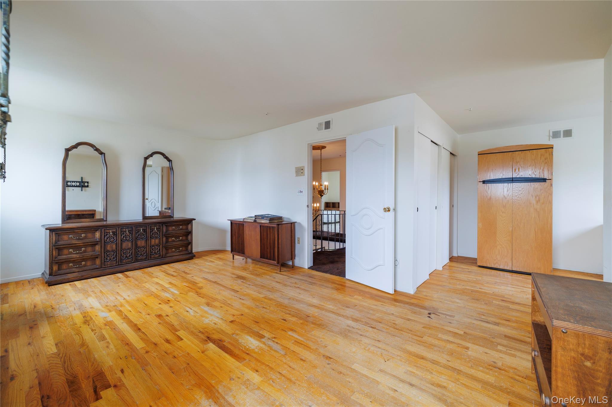 3843 Sally Lane, Oceanside, NY 11572