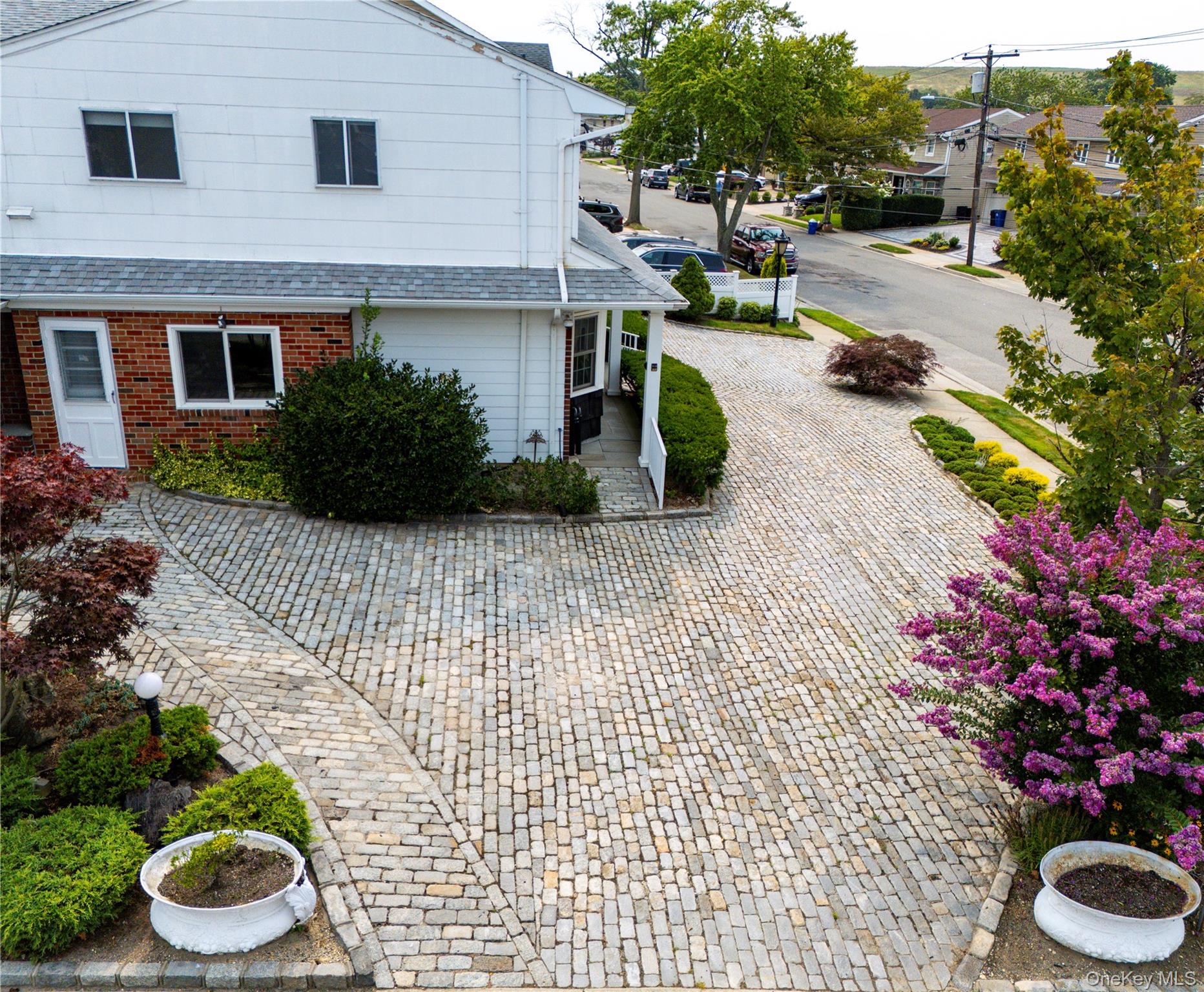 3843 Sally Lane, Oceanside, NY 11572