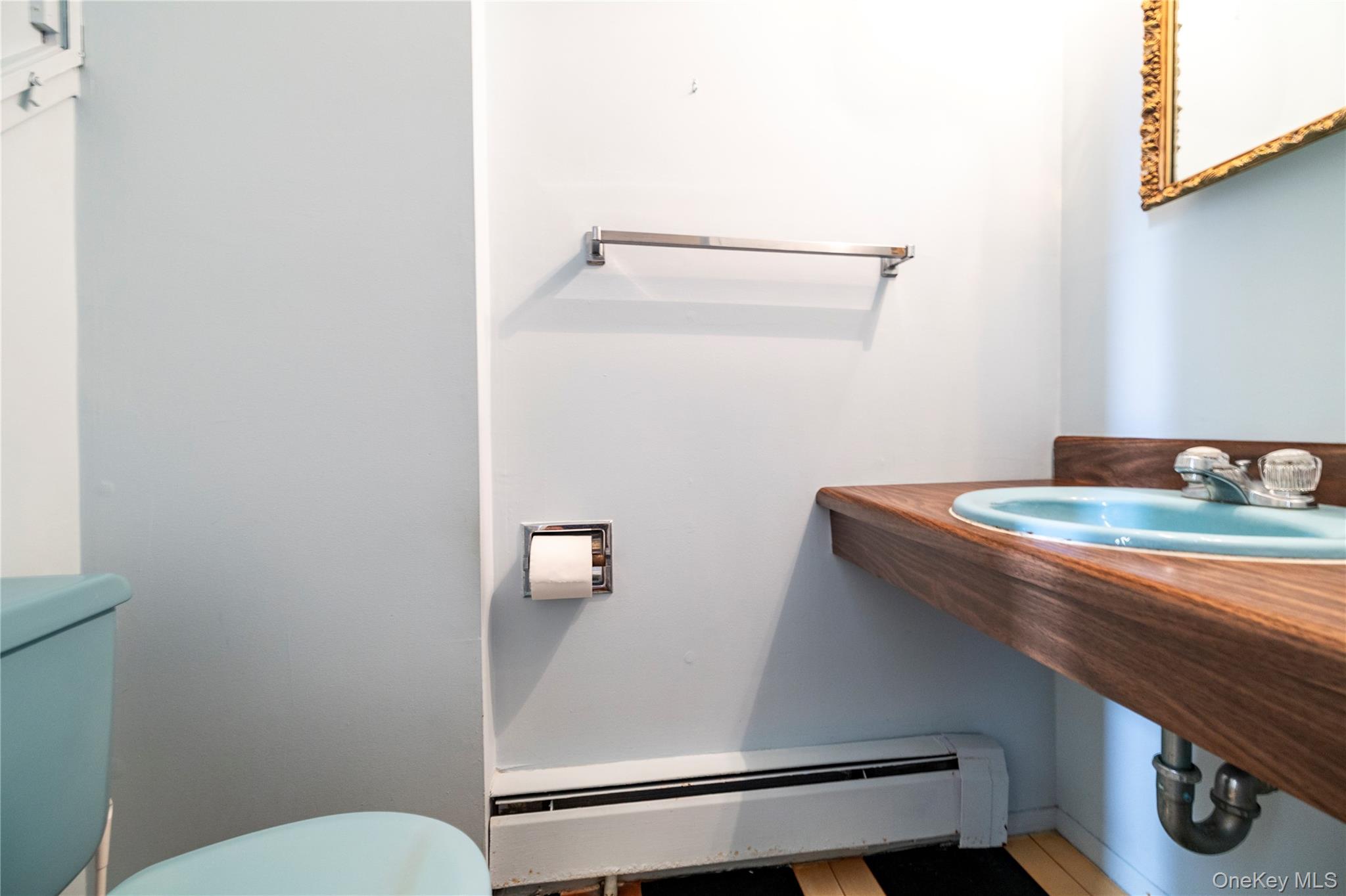 3843 Sally Lane, Oceanside, NY 11572