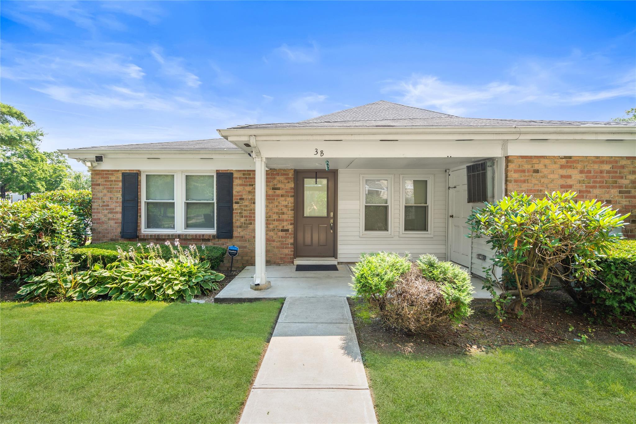 3 Saratoga # B, Ridge, NY 11961