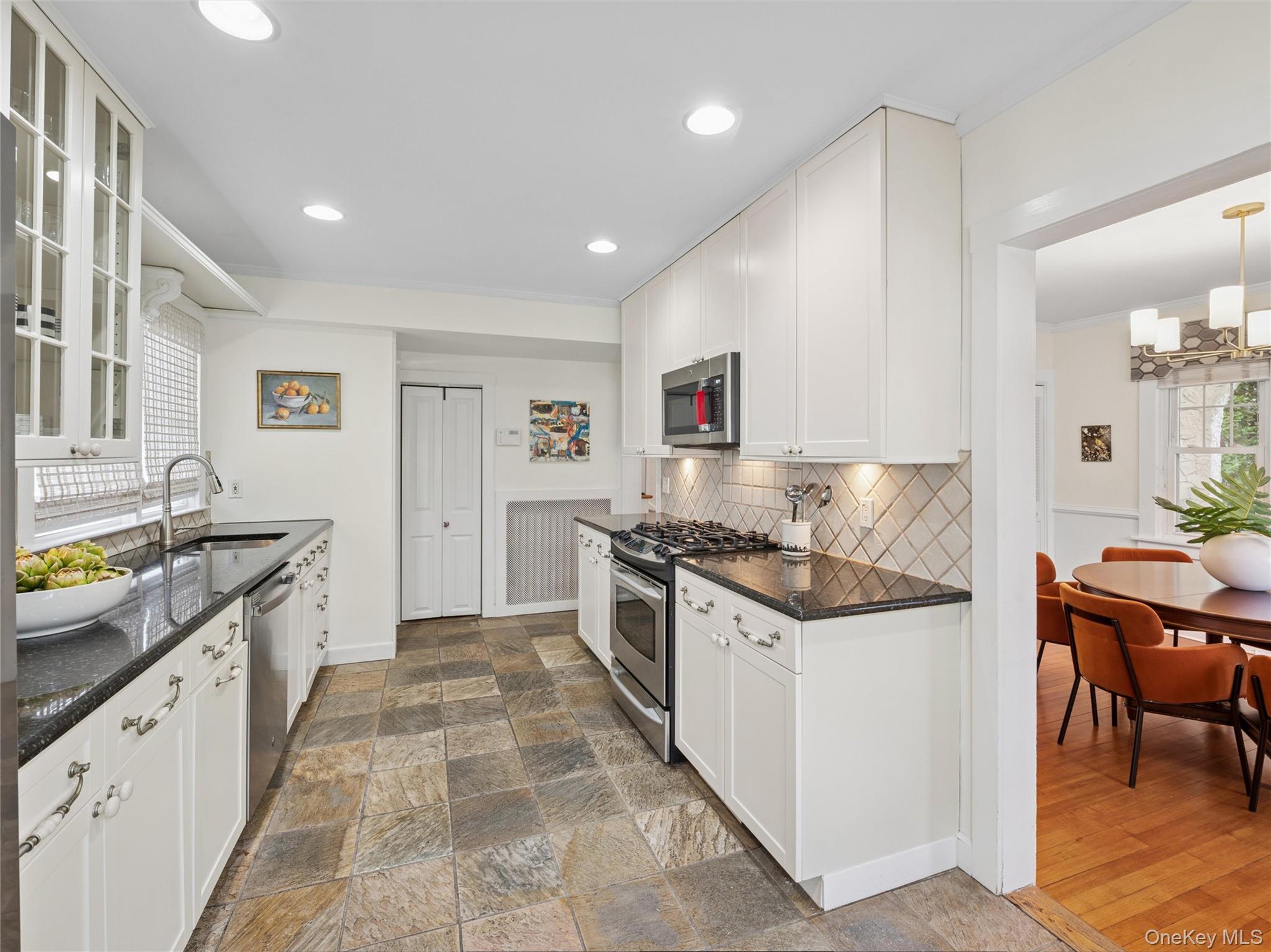 23 Fraser Street, Pelham, NY 10803