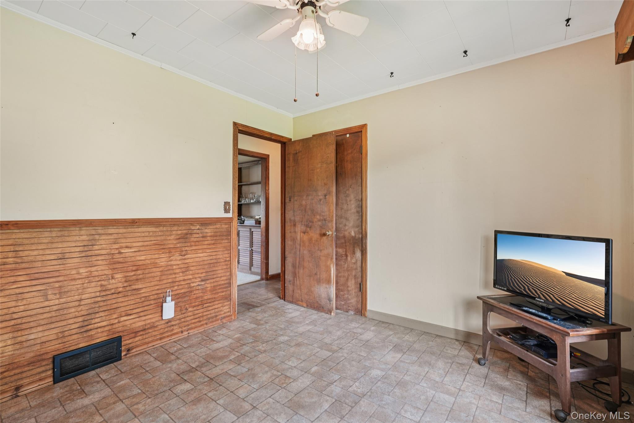 1967 Route 44 55, Modena, NY 12548