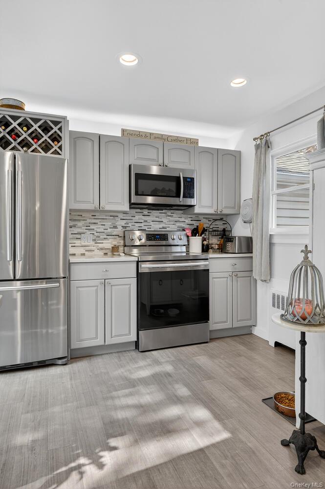 849 Udall Road, West Islip, NY 11795