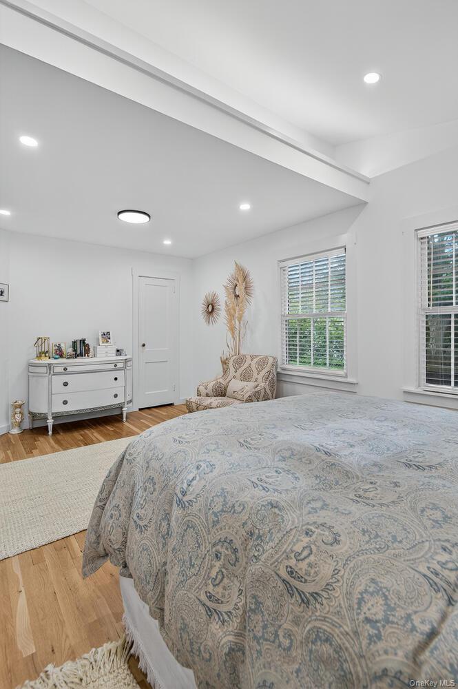 849 Udall Road, West Islip, NY 11795