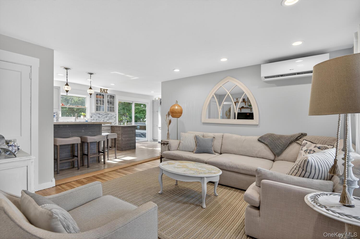 849 Udall Road, West Islip, NY 11795