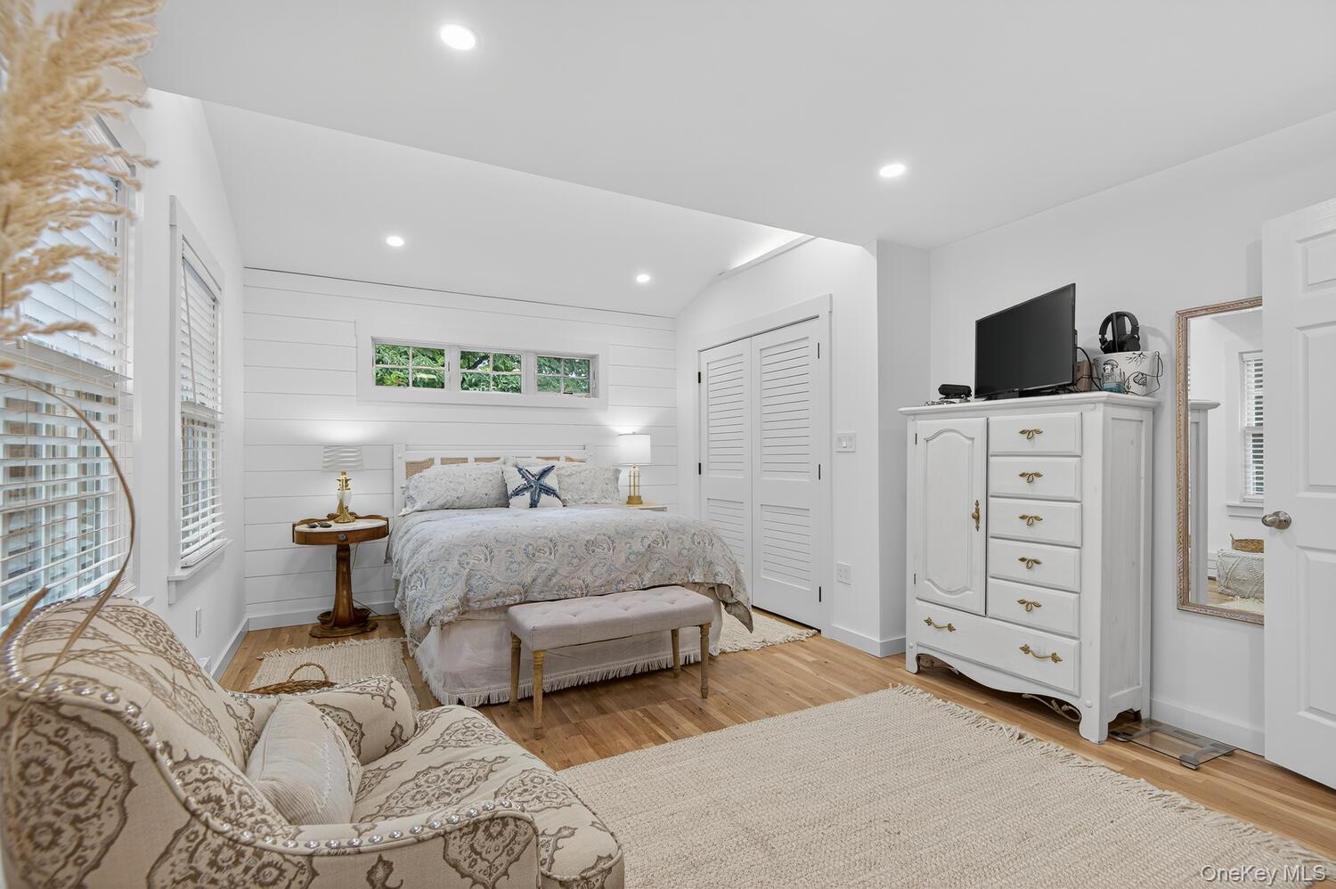 849 Udall Road, West Islip, NY 11795