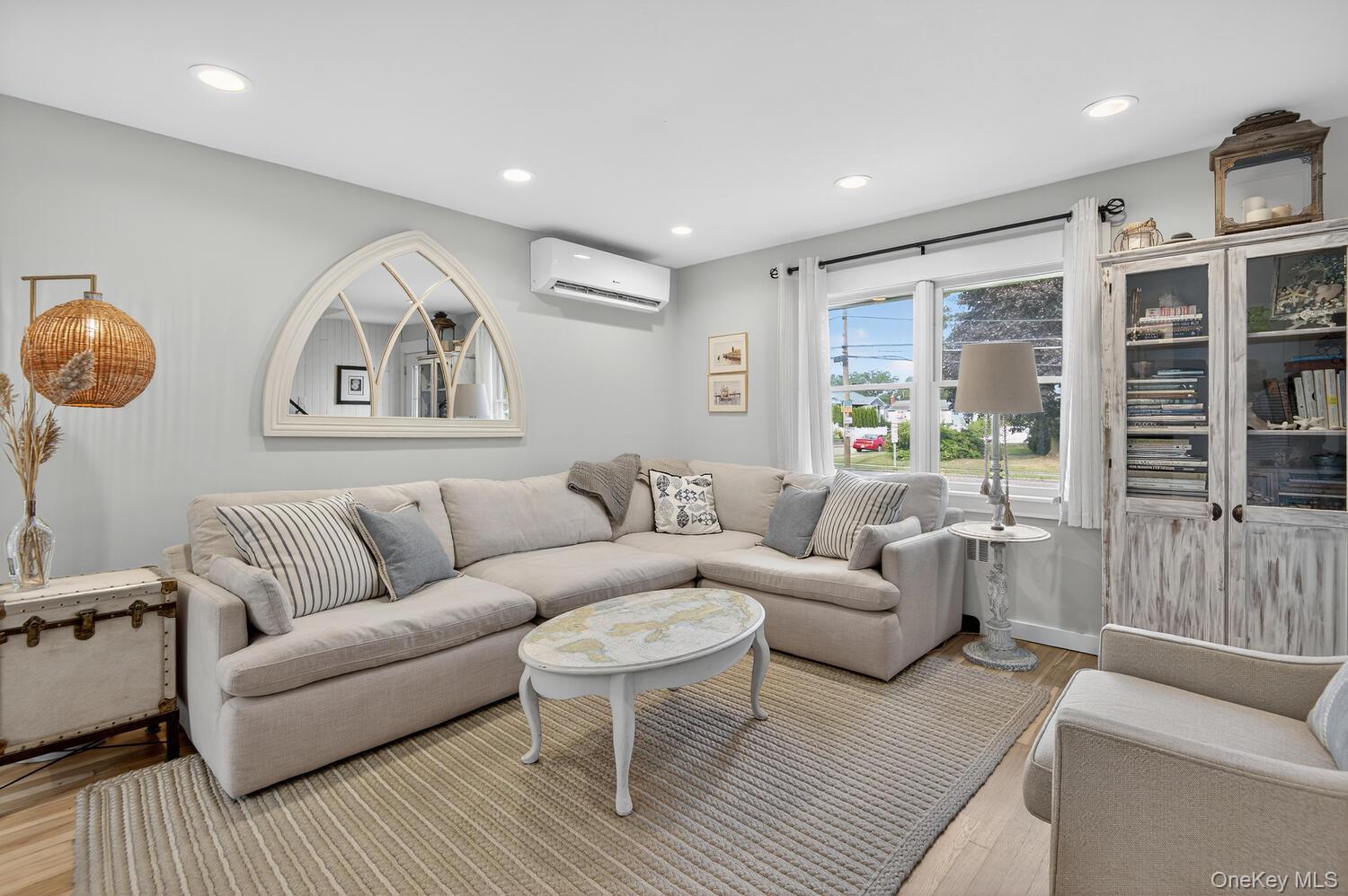 849 Udall Road, West Islip, NY 11795