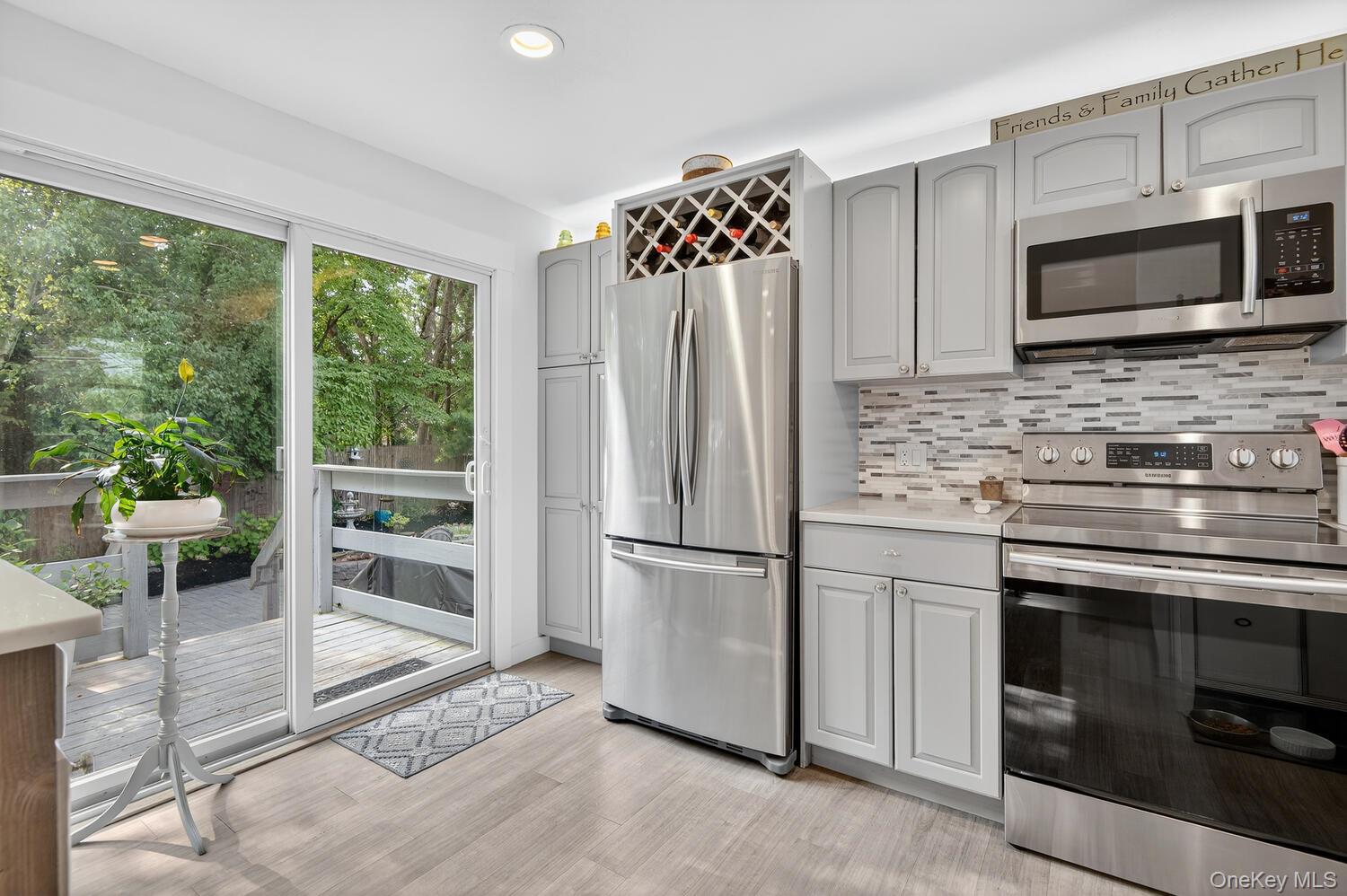 849 Udall Road, West Islip, NY 11795