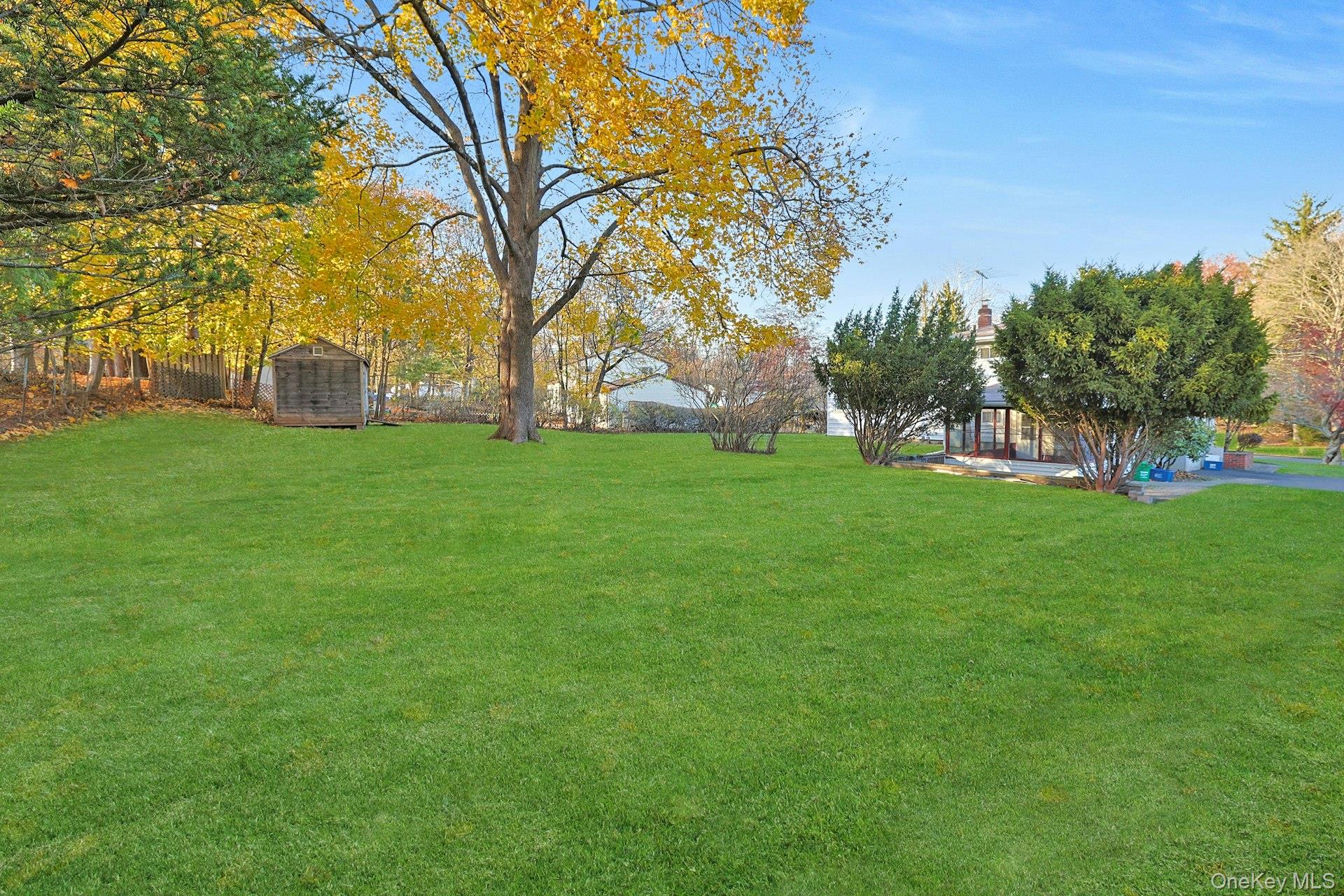 15 Kenwood Lane, New City, NY 10956