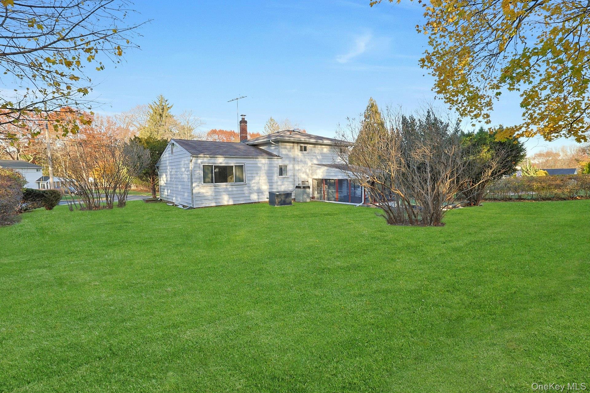 15 Kenwood Lane, New City, NY 10956