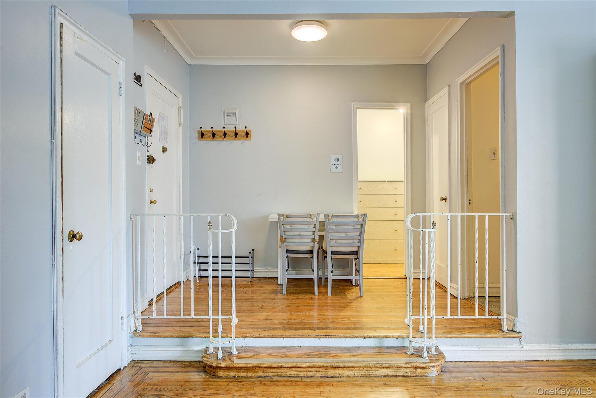 77-14 113th Street # 2R, Forest Hills, NY 11375