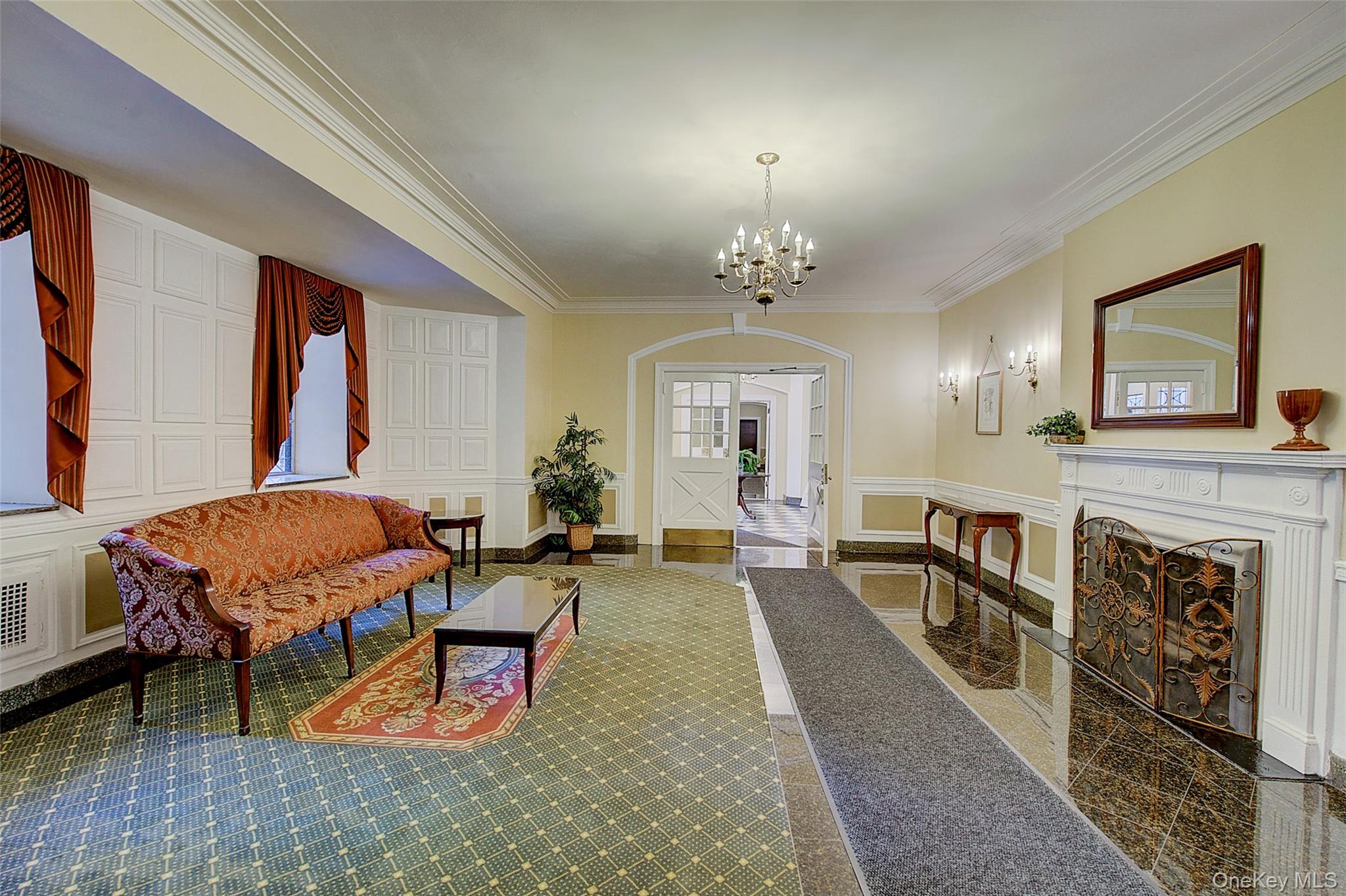 77-14 113th Street # 2R, Forest Hills, NY 11375