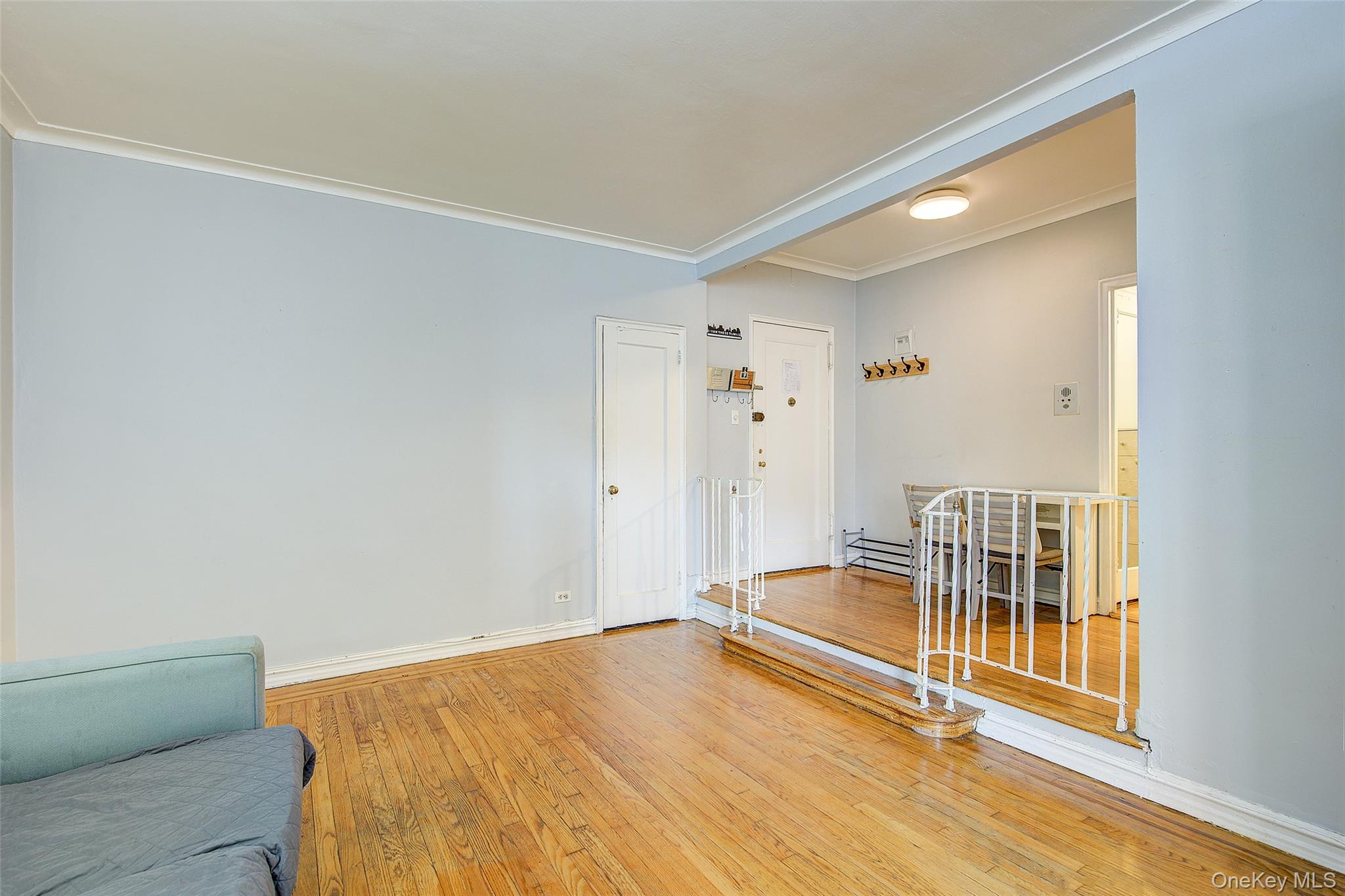 77-14 113th Street # 2R, Forest Hills, NY 11375