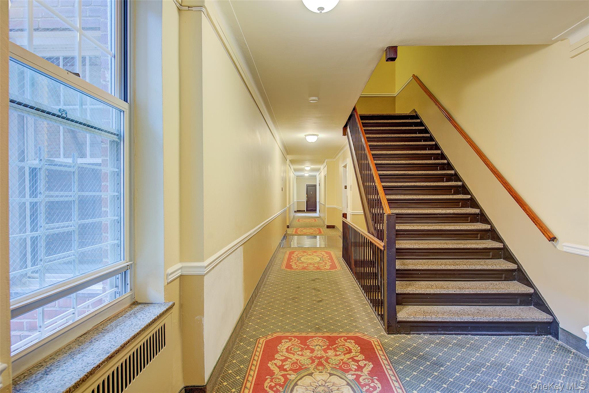 77-14 113th Street # 2R, Forest Hills, NY 11375