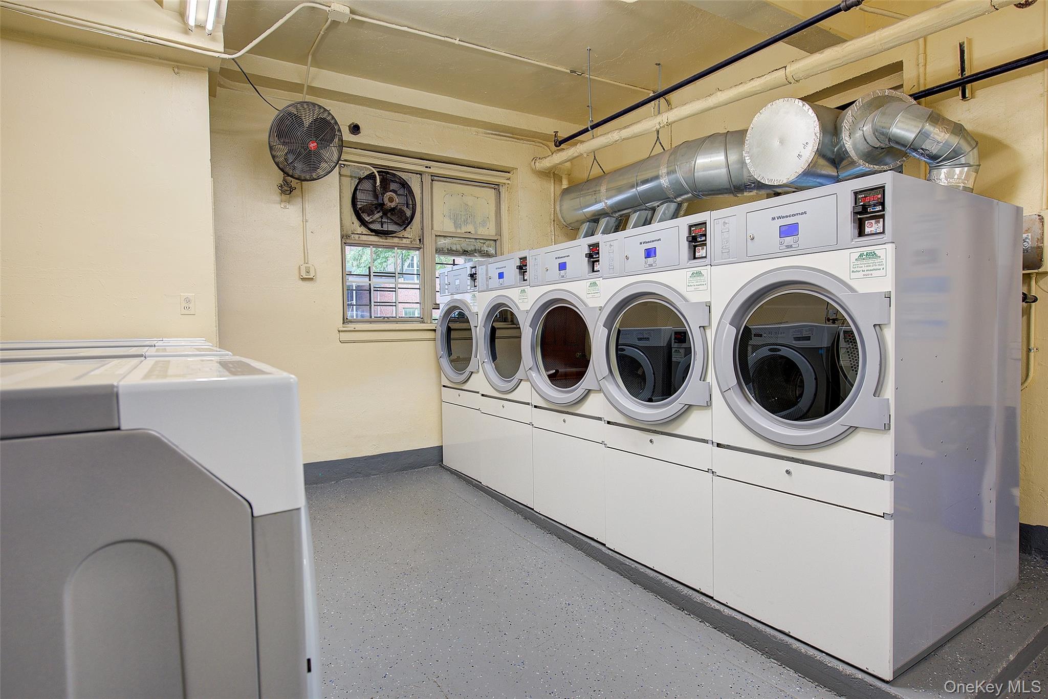 77-14 113th Street # 2R, Forest Hills, NY 11375