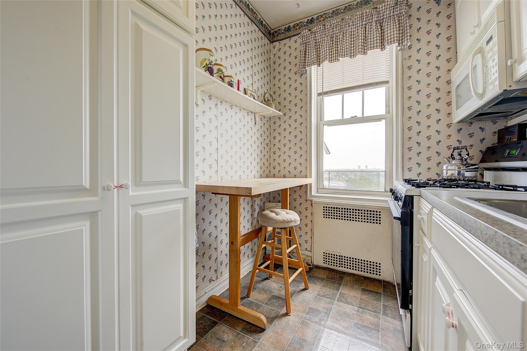 112-50 78th Avenue # 6F, Forest Hills, NY 11375