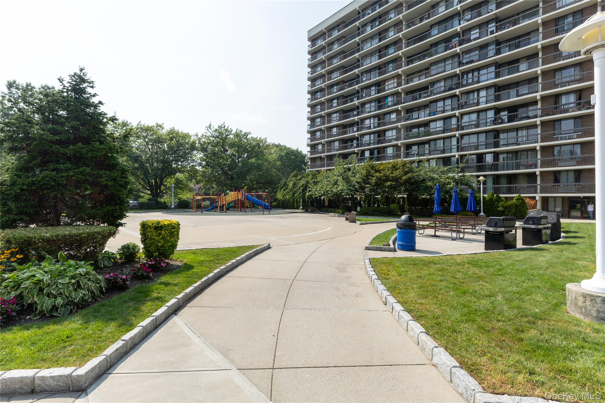 150-38 Union Tnpk 10N # 10N, Kew Gardens, NY 11367