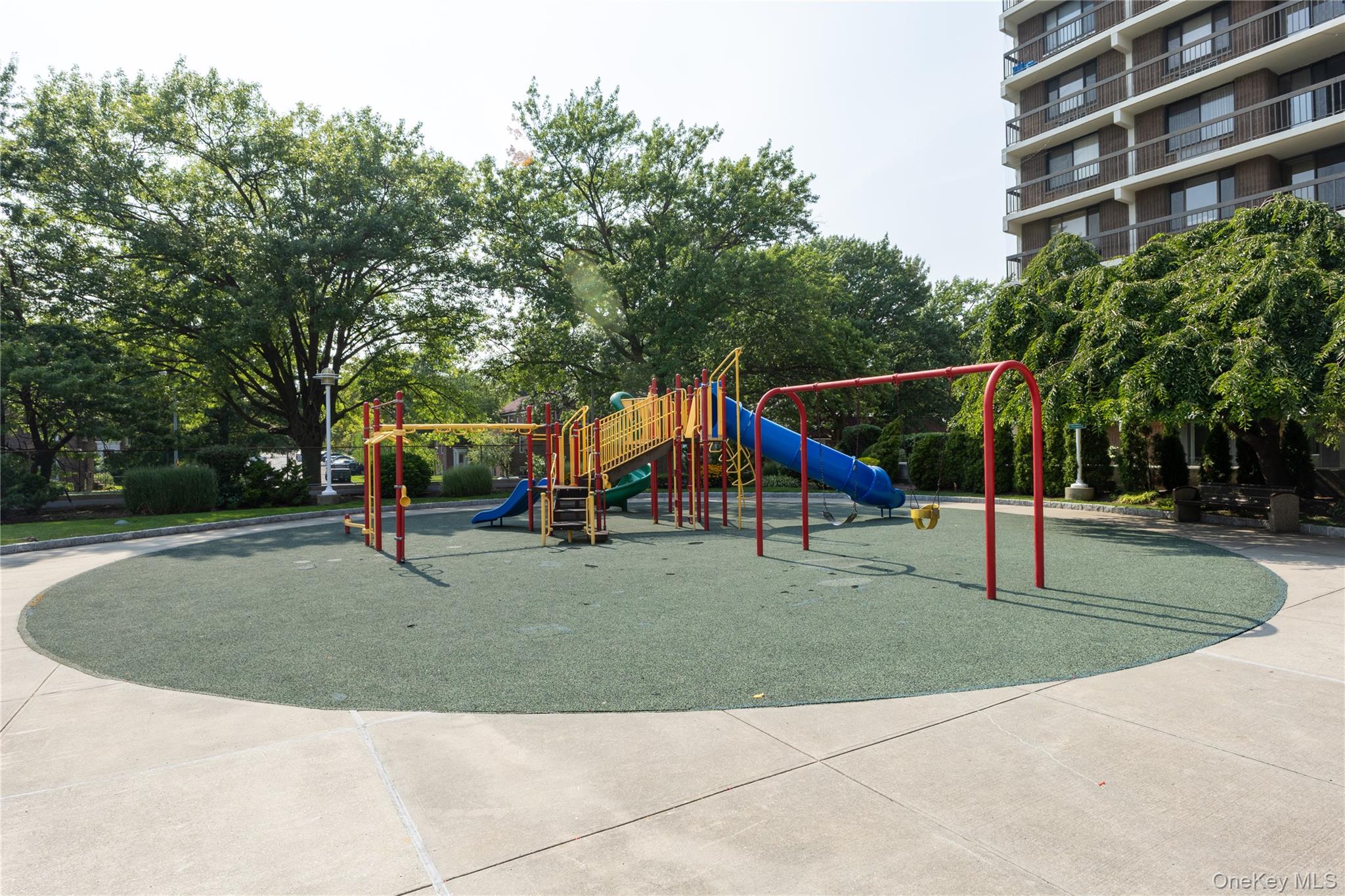 150-38 Union Tnpk 10N # 10N, Kew Gardens, NY 11367