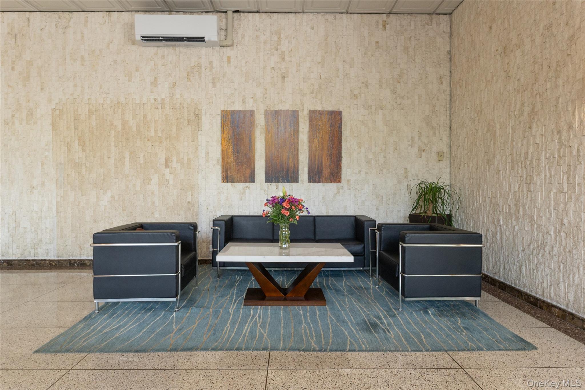 150-38 Union Tnpk 10N # 10N, Kew Gardens, NY 11367