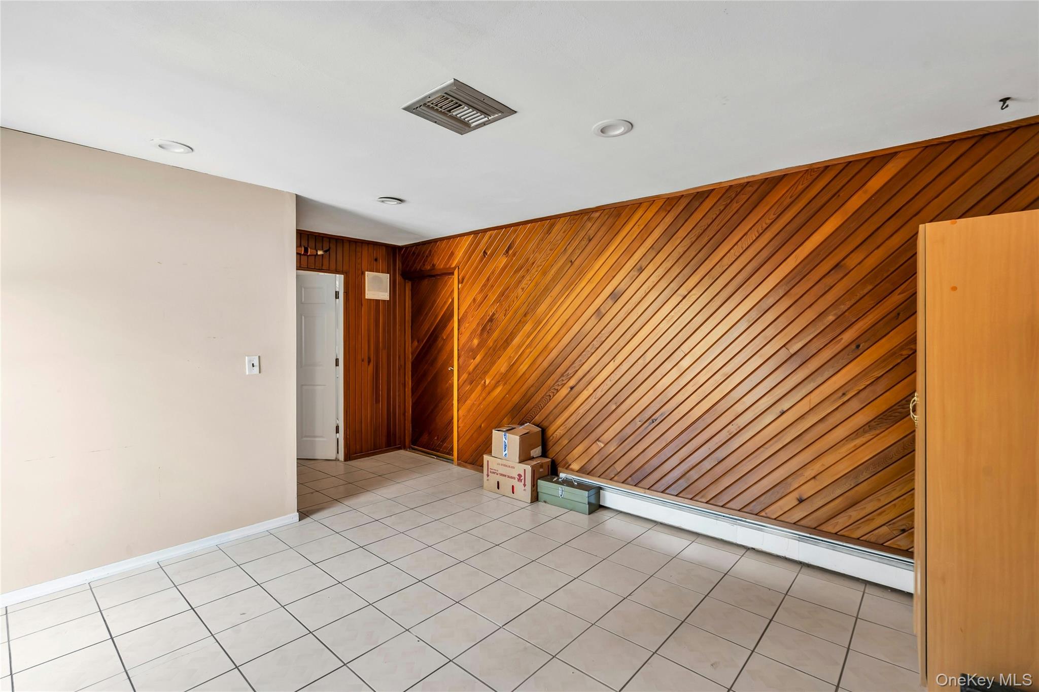 639 Townline Road, Hauppauge, NY 11788