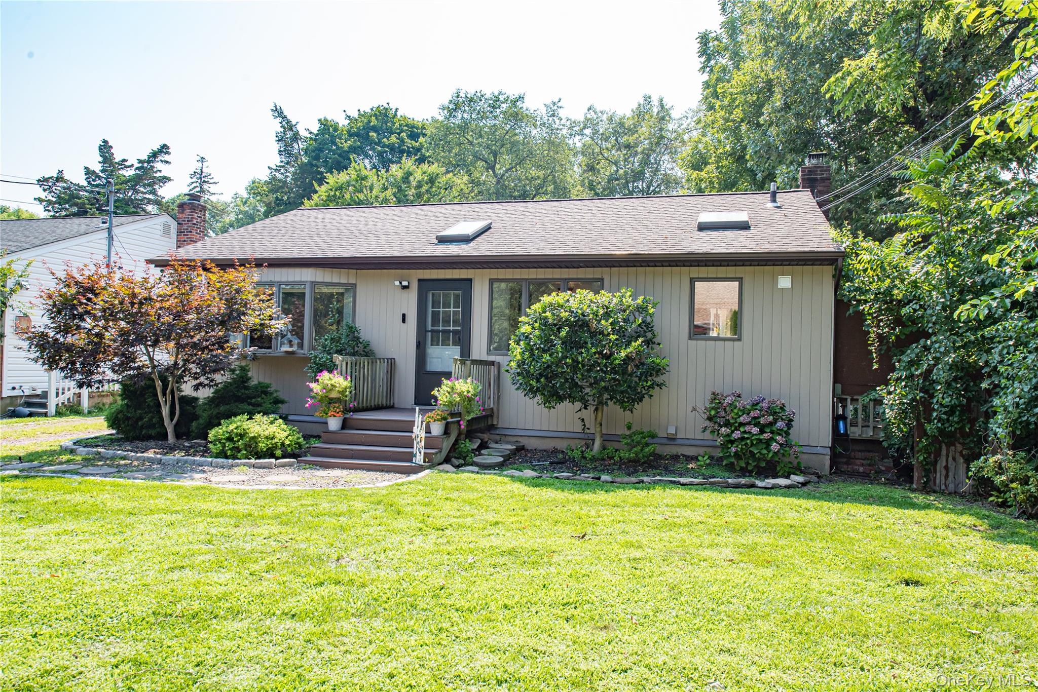 313 Laurel Road, Northport, NY 11768
