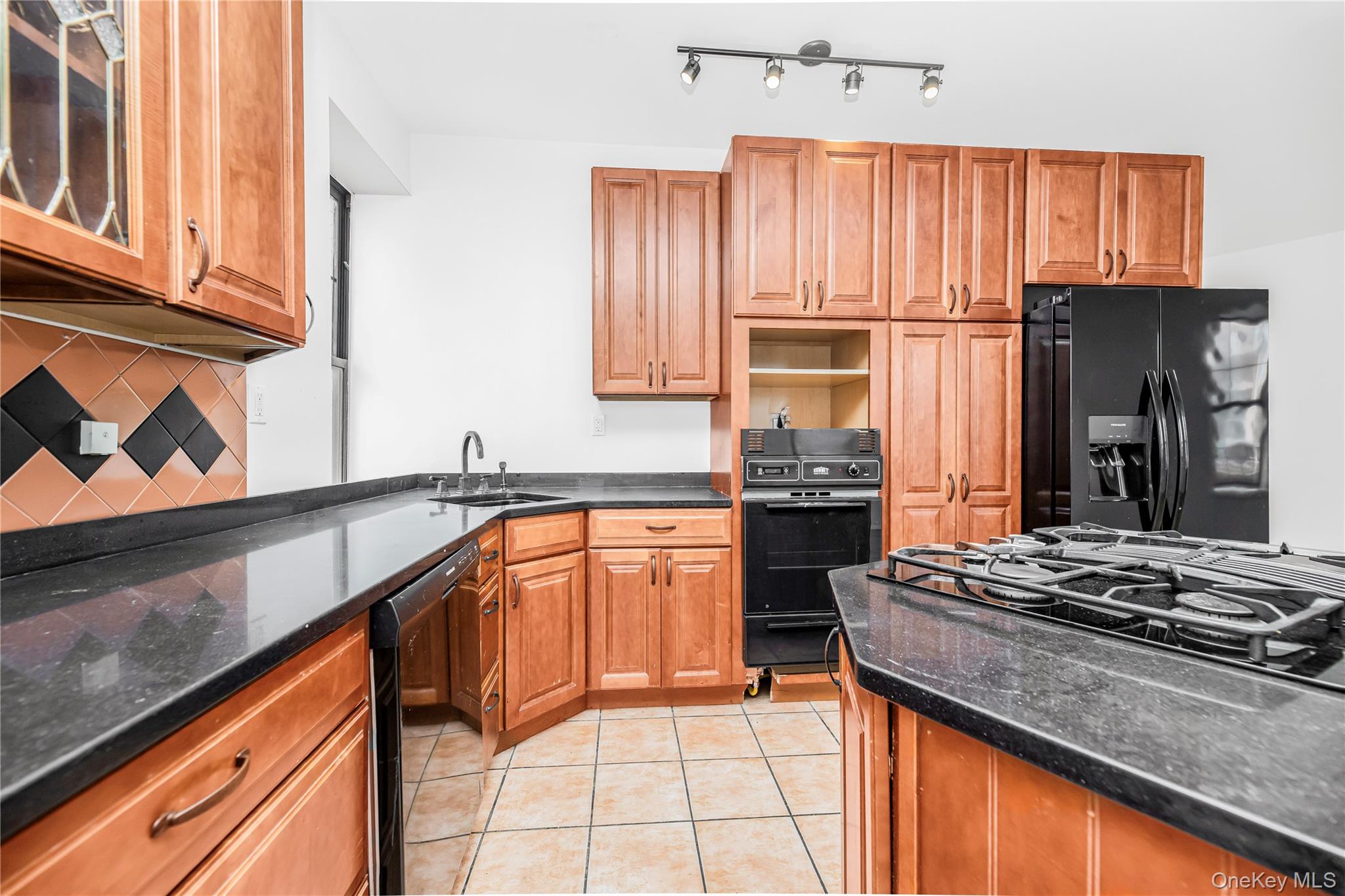 33 Convent Avenue # 23, New York (Manhattan), NY 10027