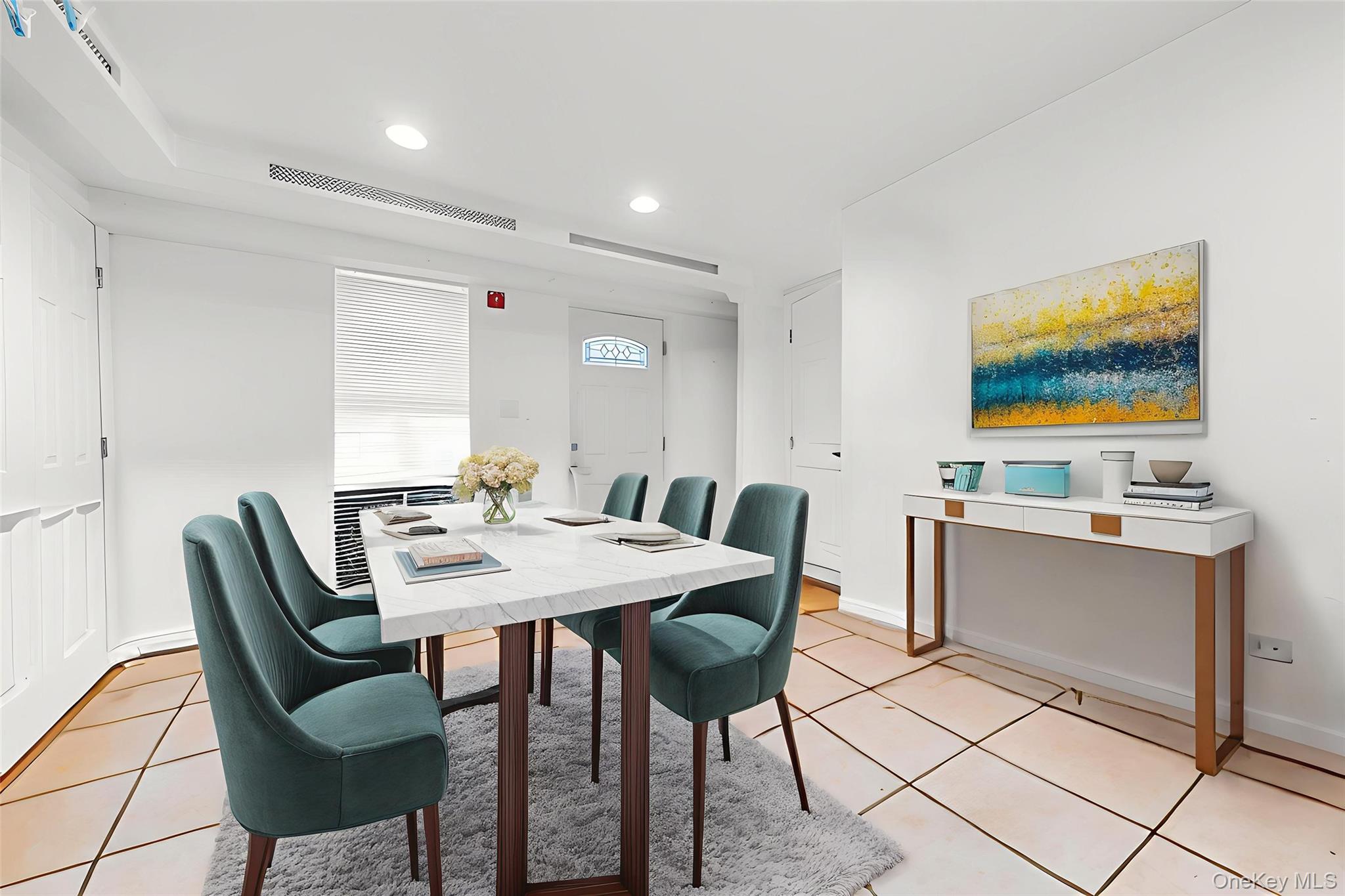 9 Willow Street, Glen Cove, NY 11542