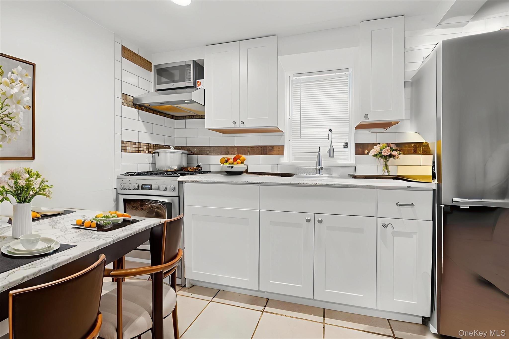 9 Willow Street, Glen Cove, NY 11542