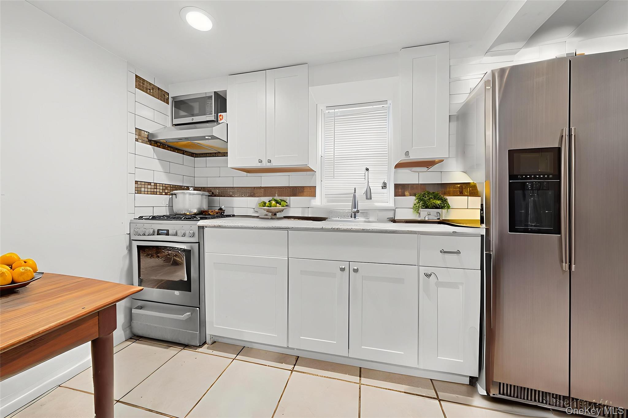 9 Willow Street, Glen Cove, NY 11542