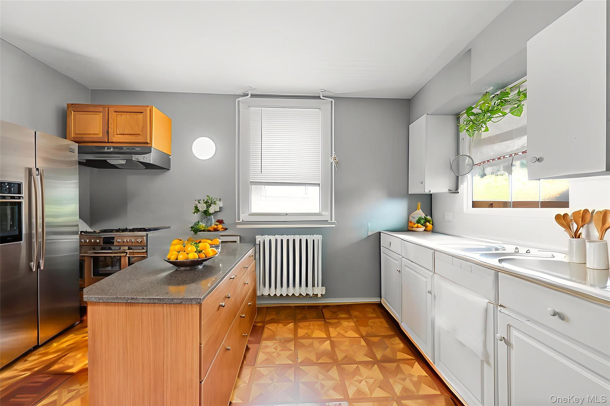 9 Willow Street, Glen Cove, NY 11542