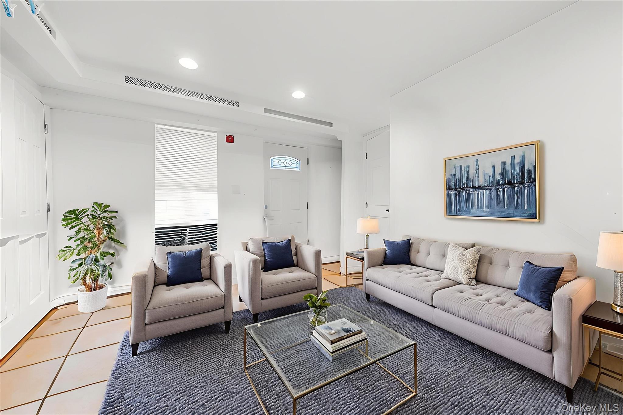 9 Willow Street, Glen Cove, NY 11542