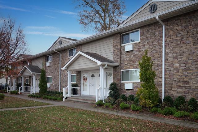 100 Friendly Court # FC64, Babylon, NY 11704