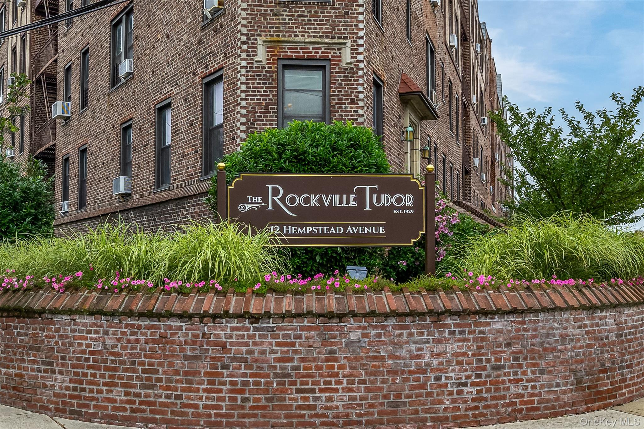 12 Hempstead Avenue # 2, Rockville Centre, NY 11570