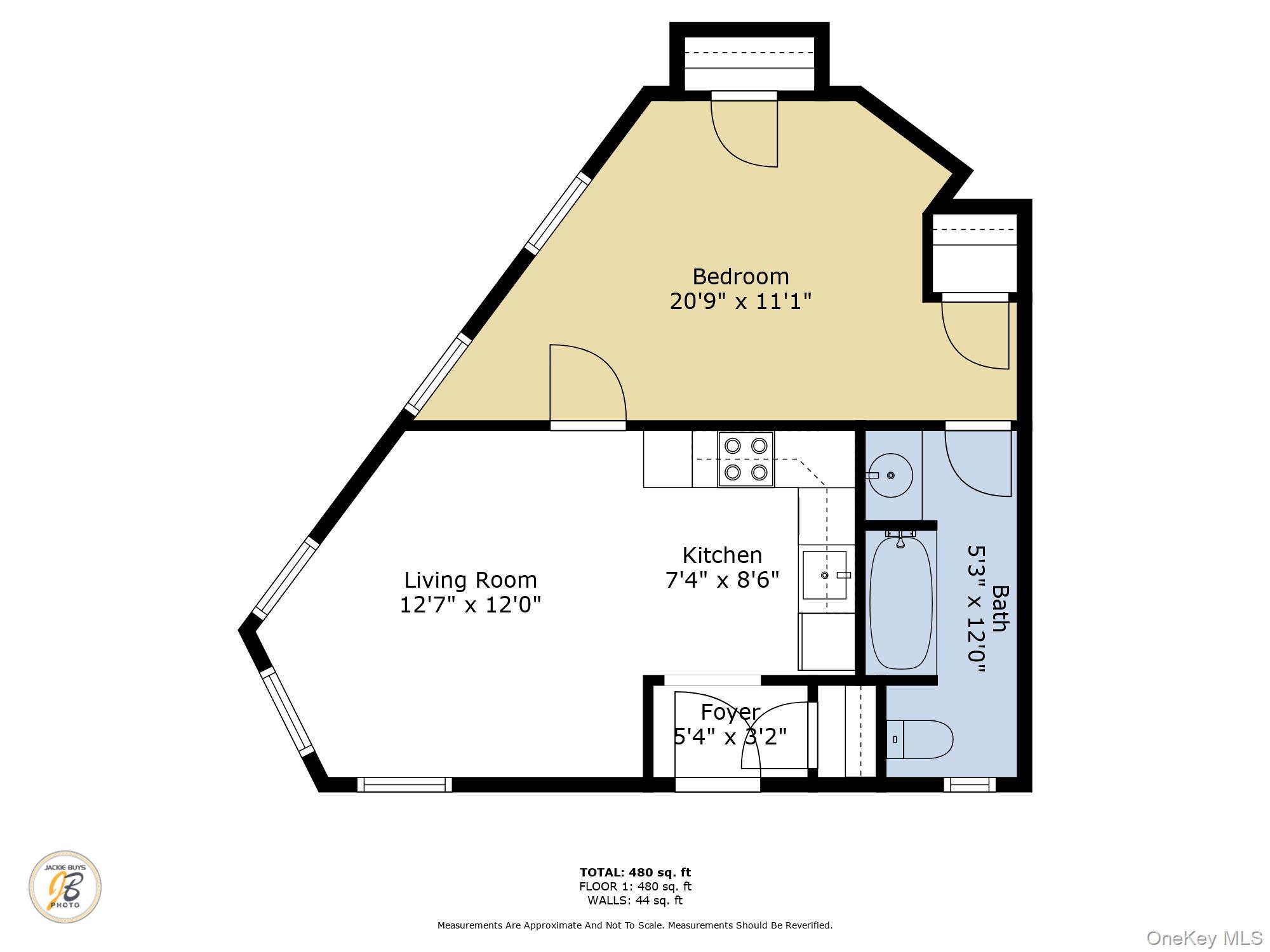 12 Hempstead Avenue # 2, Rockville Centre, NY 11570