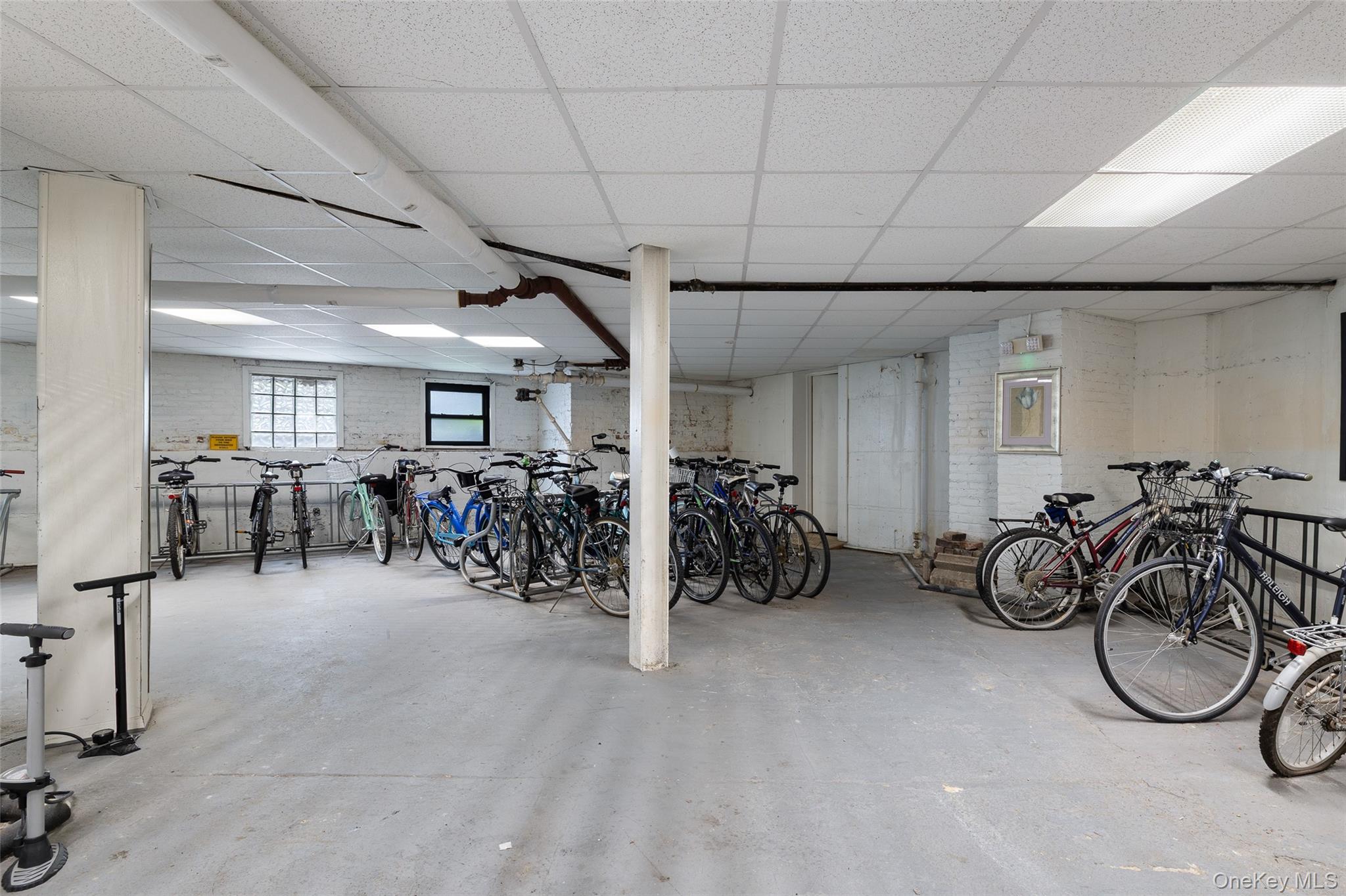 12 Hempstead Avenue # 2, Rockville Centre, NY 11570