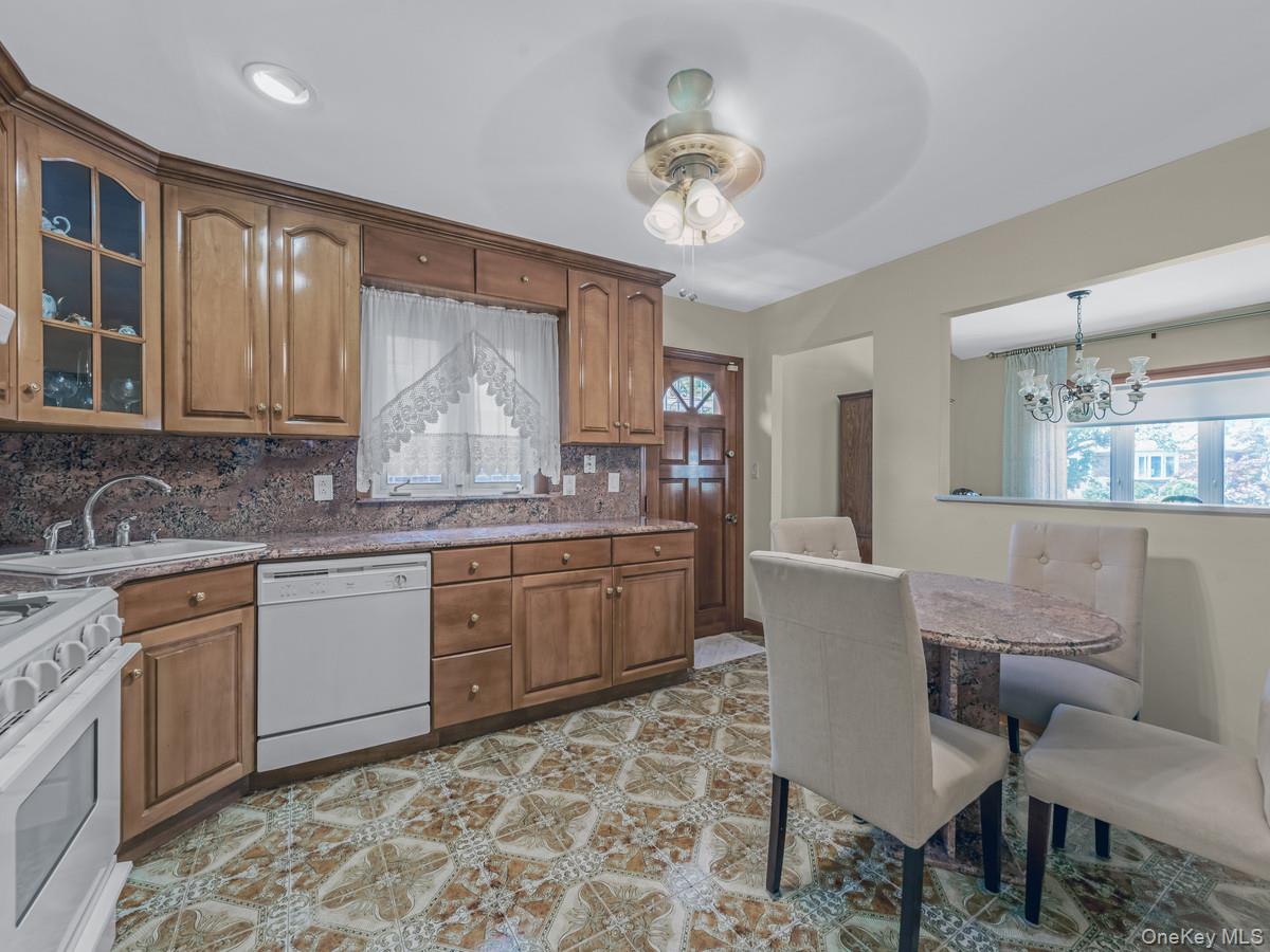 4321 172nd Street, Flushing, NY 11358