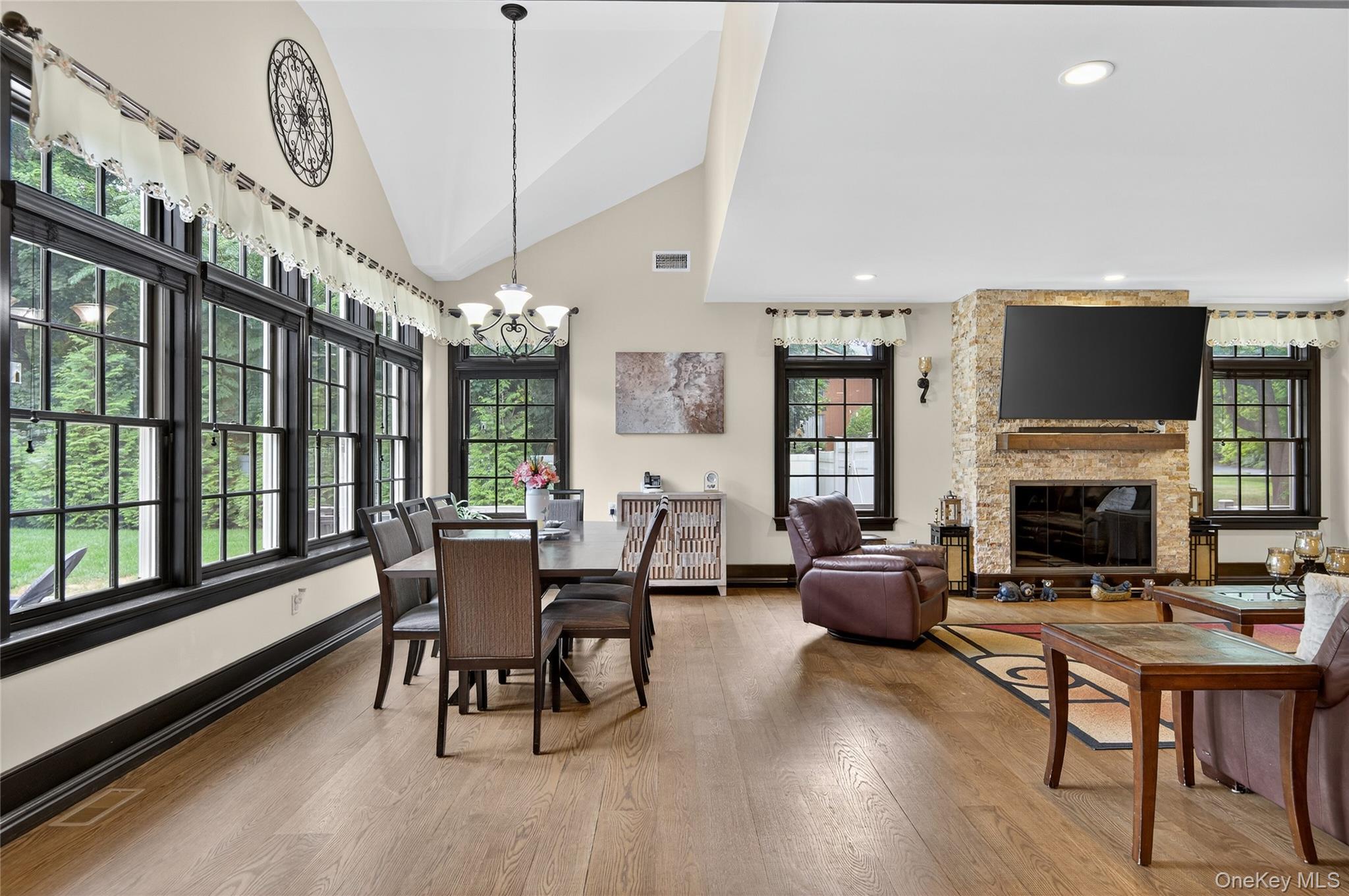 23 Gloria Lane, Huntington, NY 11743