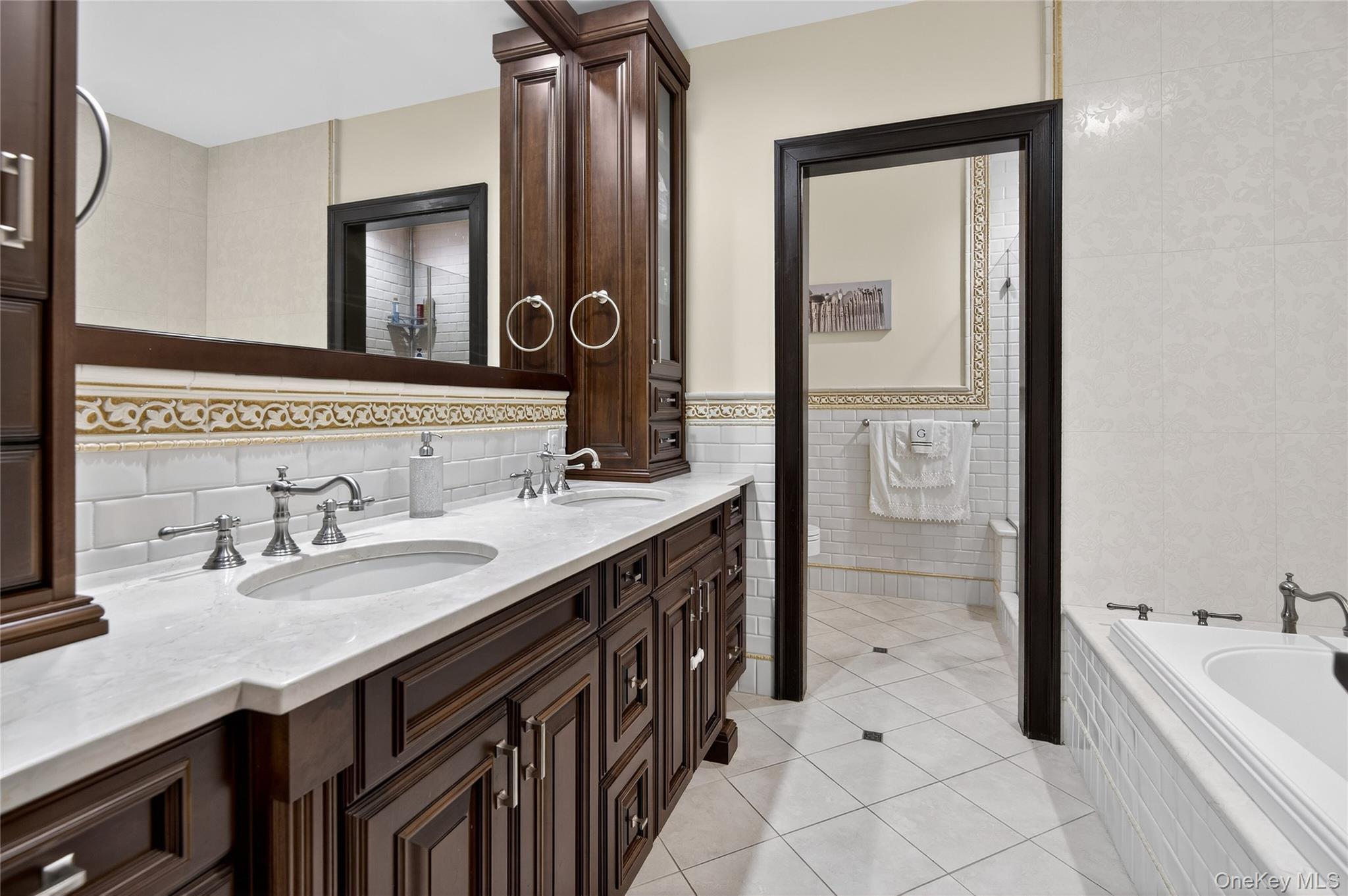 23 Gloria Lane, Huntington, NY 11743