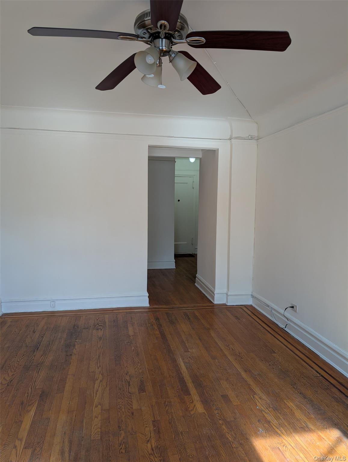 7234 Austin Street # D4, Forest Hills, NY 11375