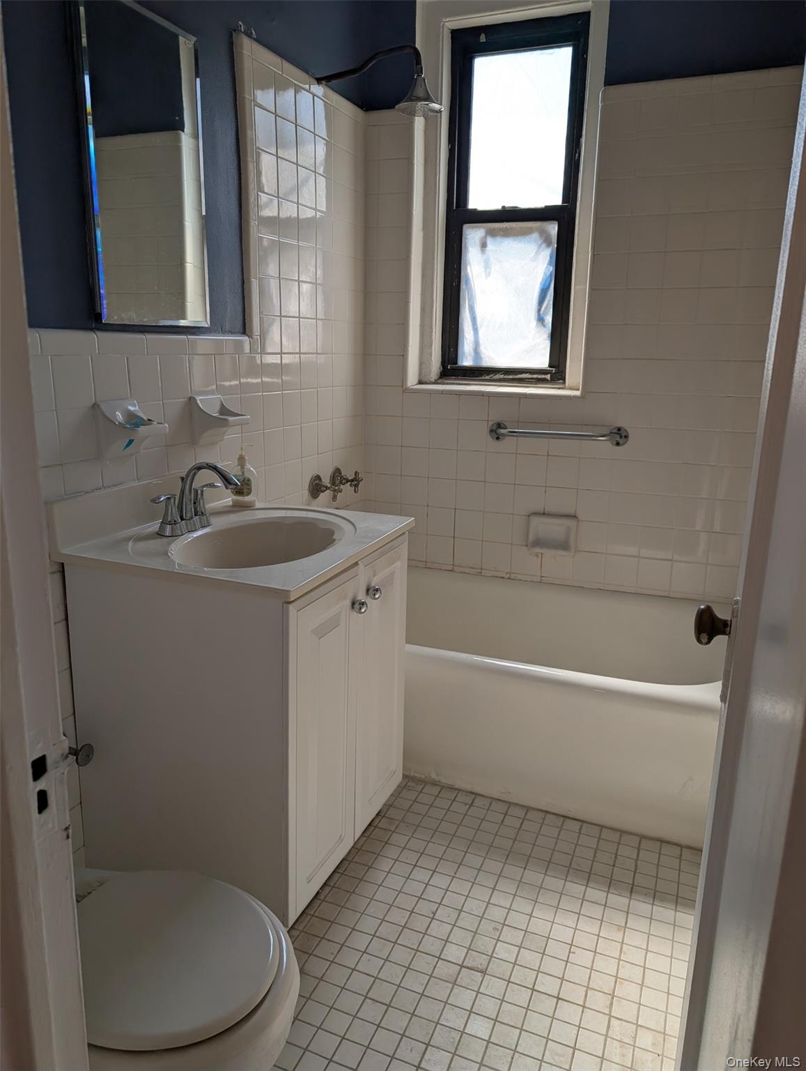 7234 Austin Street # D4, Forest Hills, NY 11375