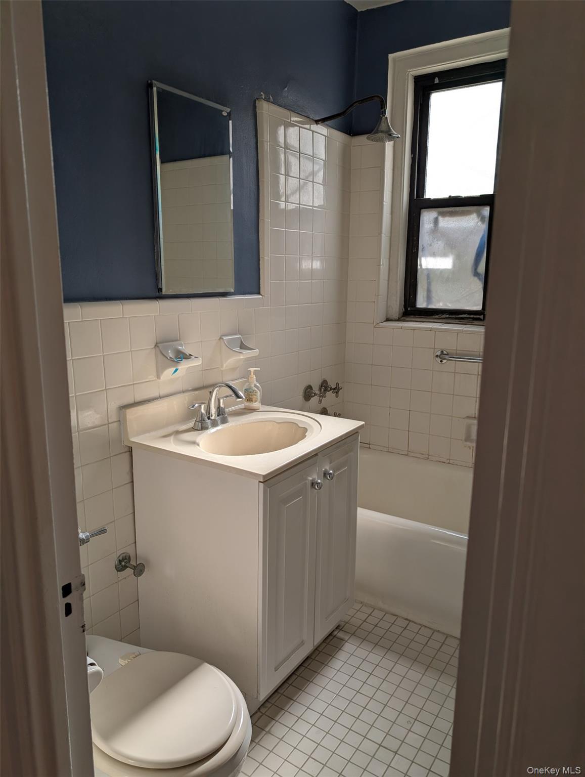 7234 Austin Street # D4, Forest Hills, NY 11375