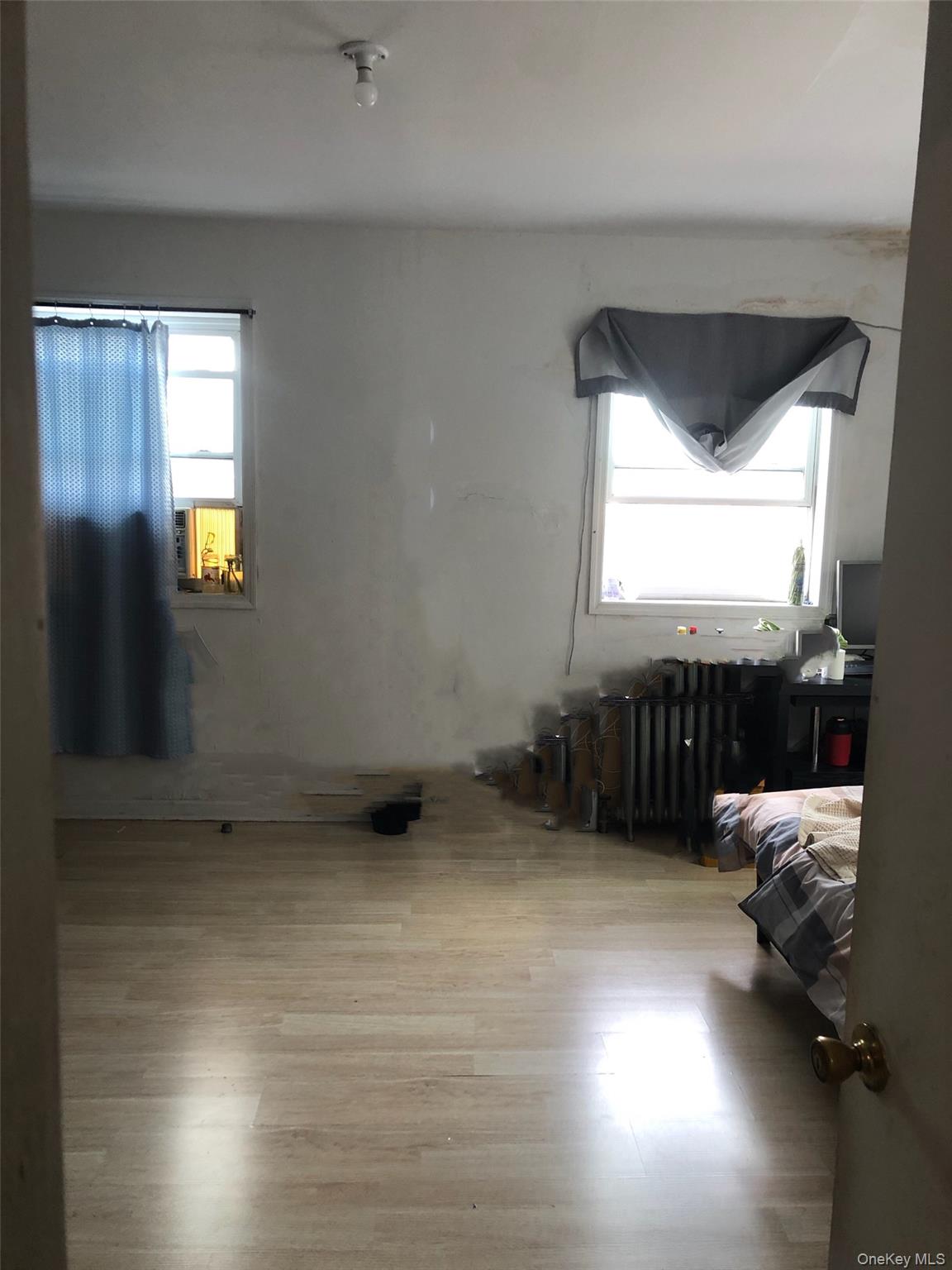 42-19 162nd Street, Flushing, NY 11358