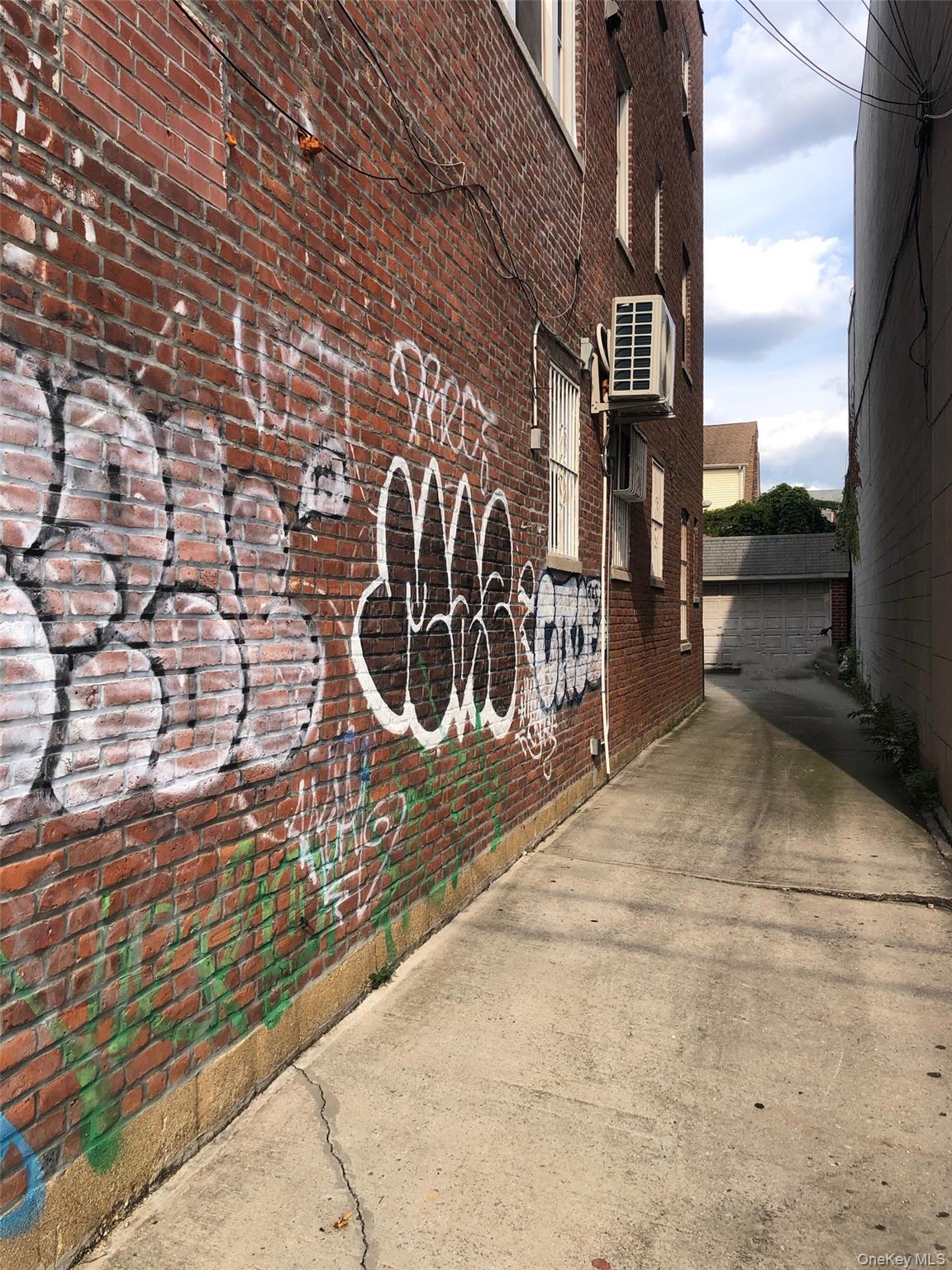 42-19 162nd Street, Flushing, NY 11358