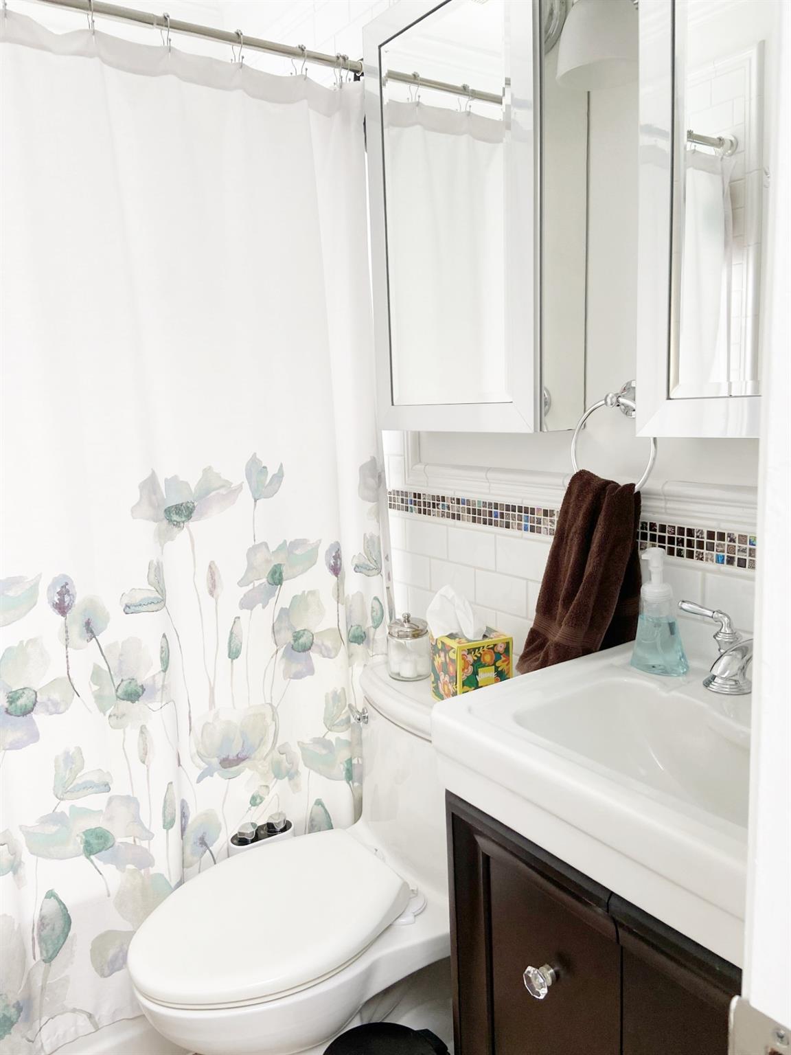 4330 248th Street, Little Neck, NY 11363