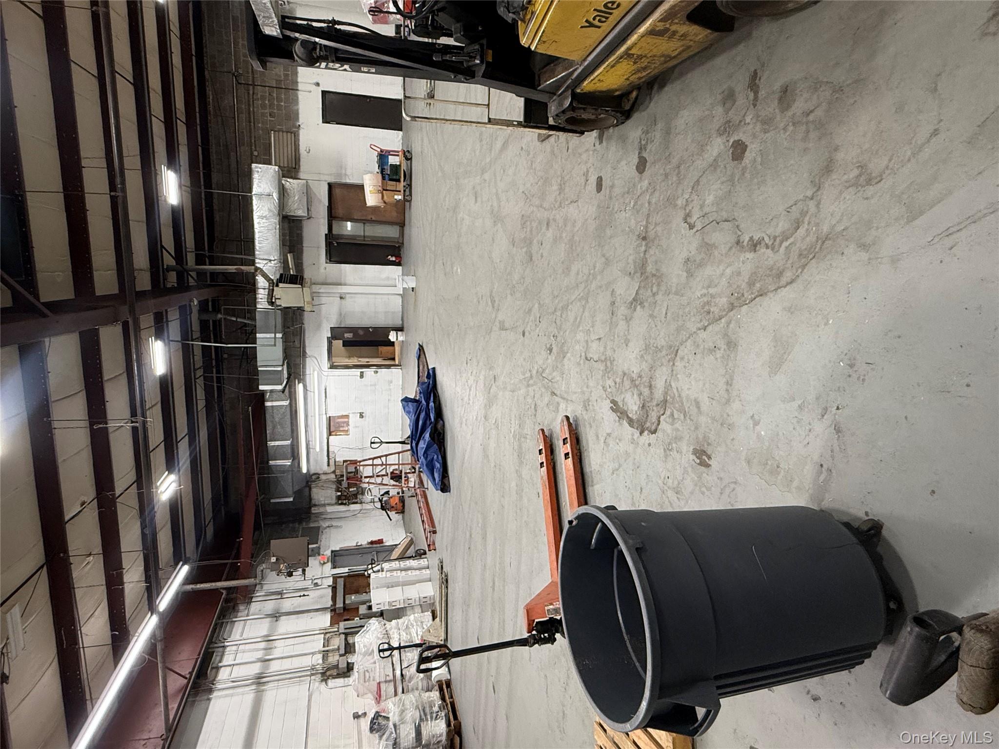 75 Urban Avenue, Westbury, NY 11590