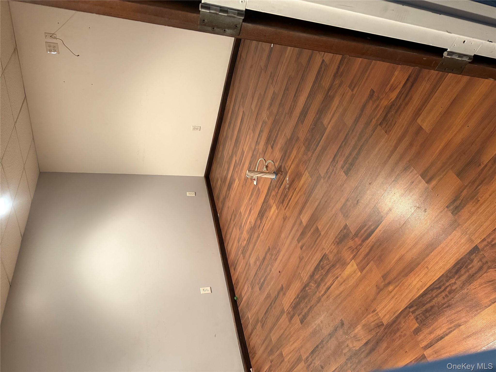 75 Urban Avenue, Westbury, NY 11590