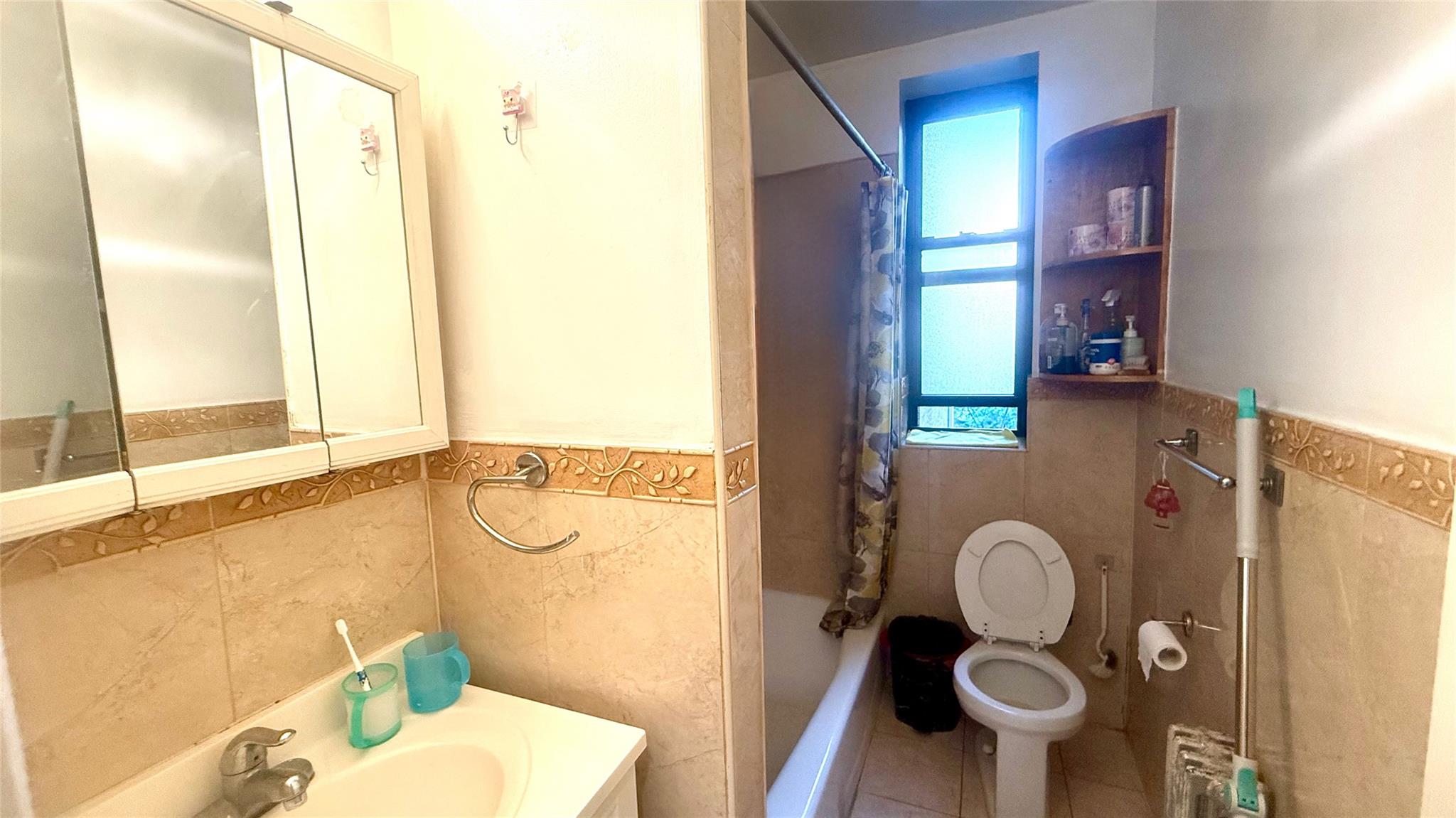 136-05 Sanford Avenue # 3D, Flushing, NY 11355